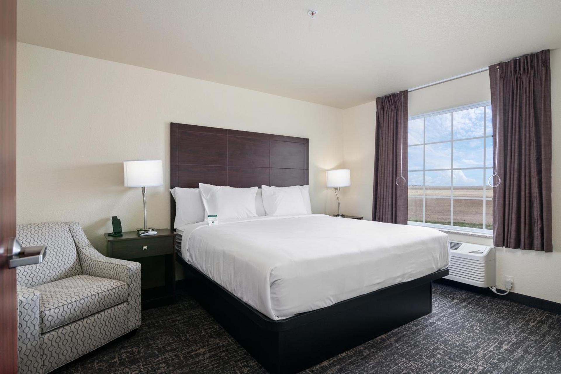 Cobblestone Inn & Suites - Yuma photo 40