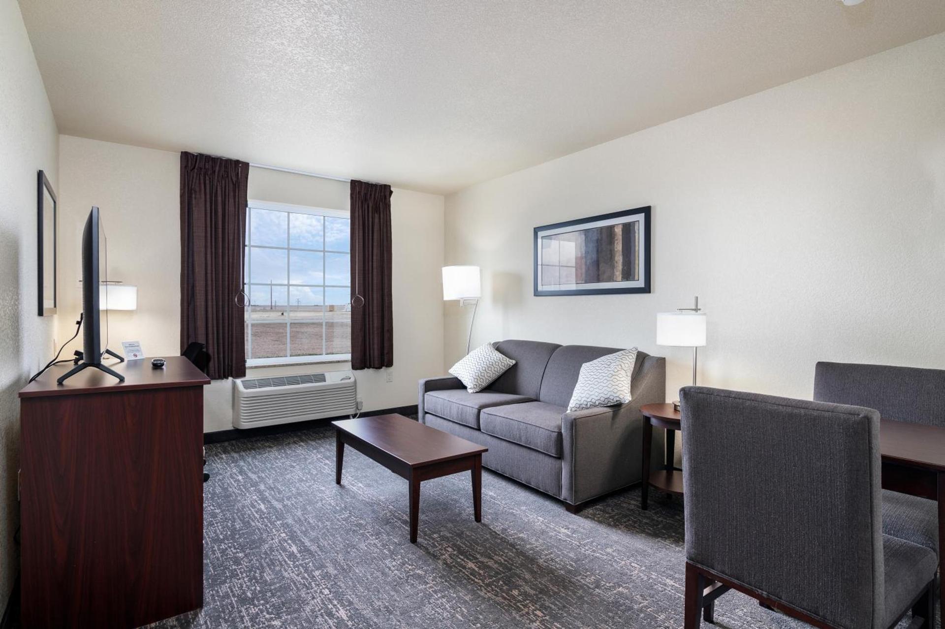 Cobblestone Inn & Suites - Yuma photo 39