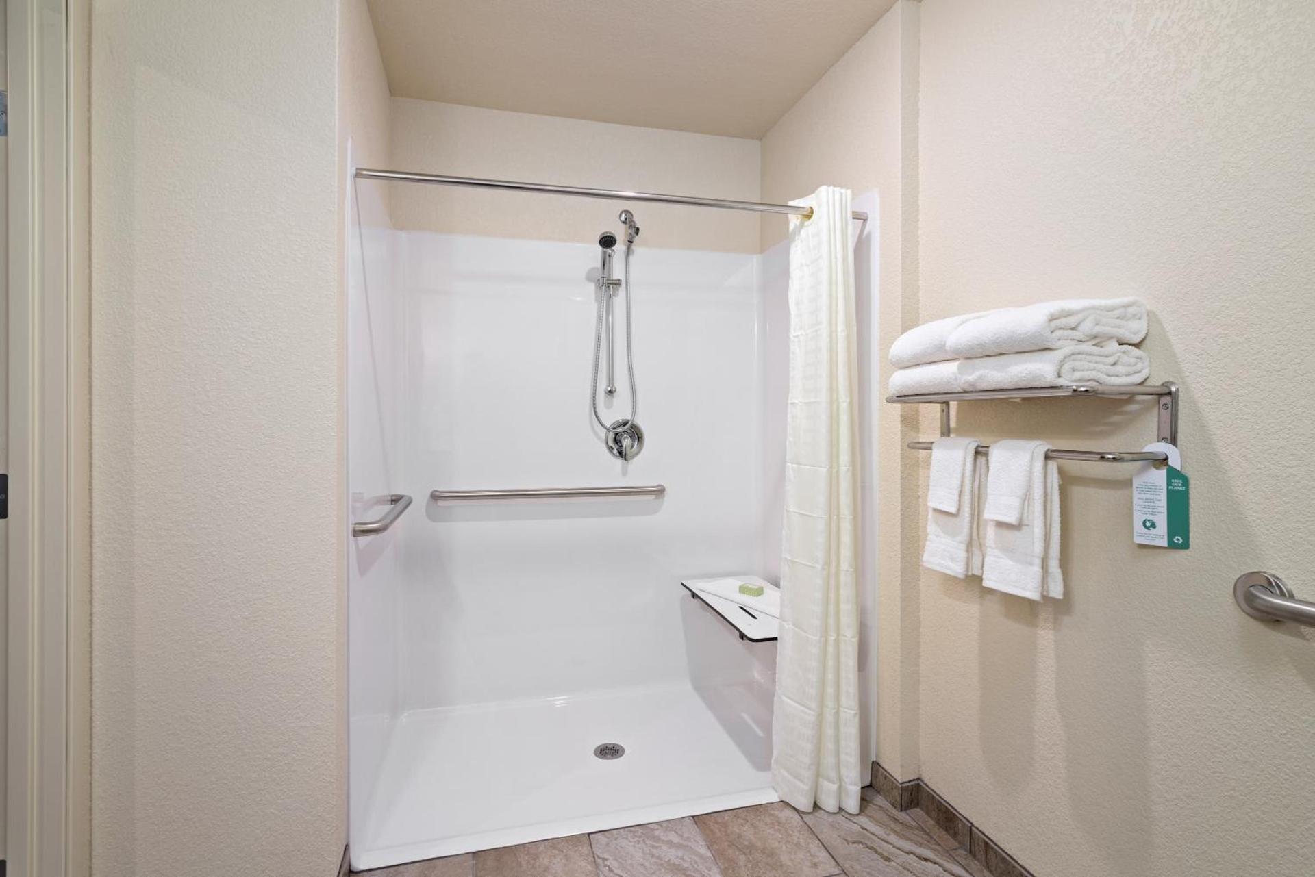 Cobblestone Inn & Suites - Yuma photo 47