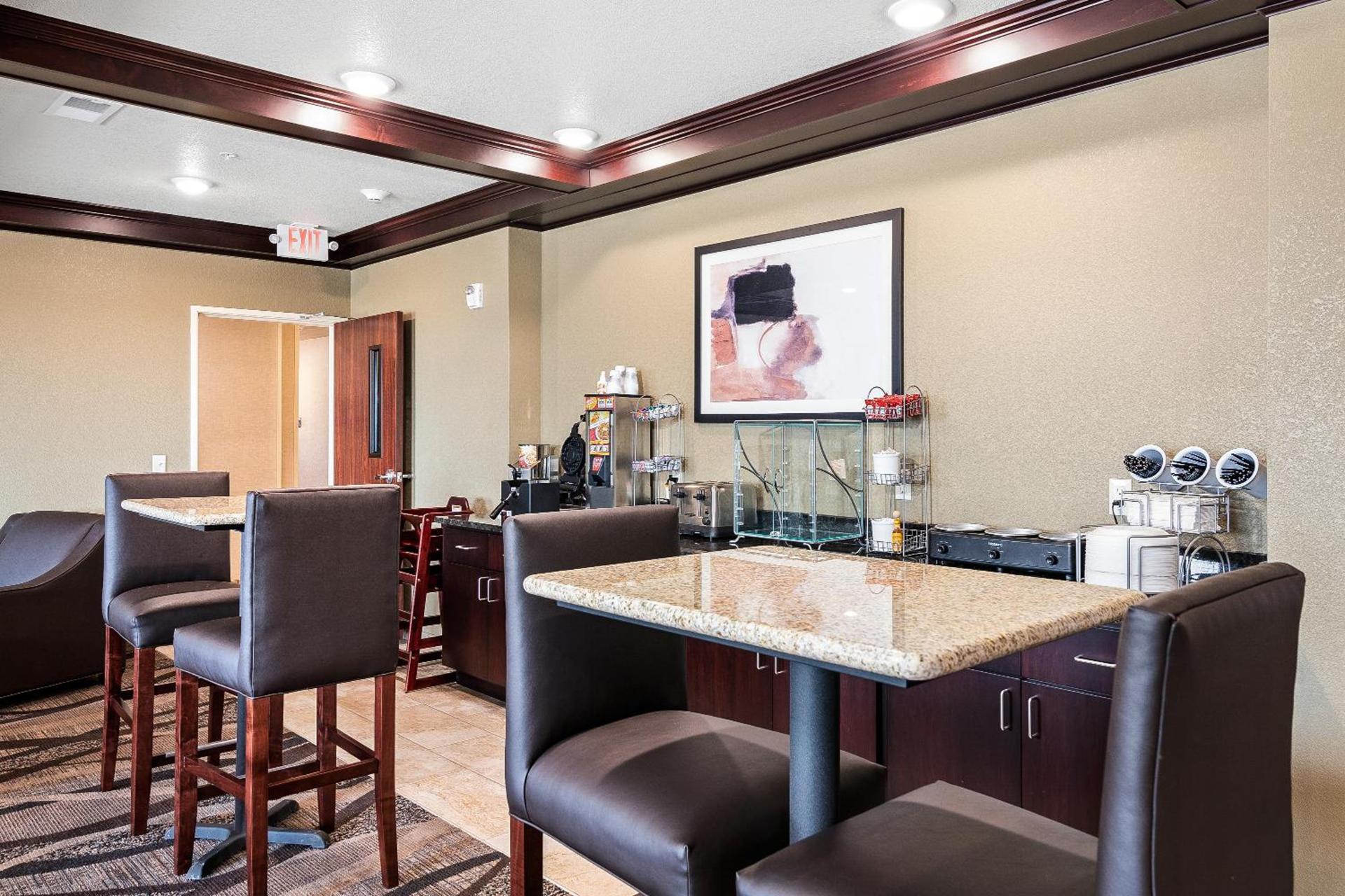 Cobblestone Inn & Suites - Yuma photo 50