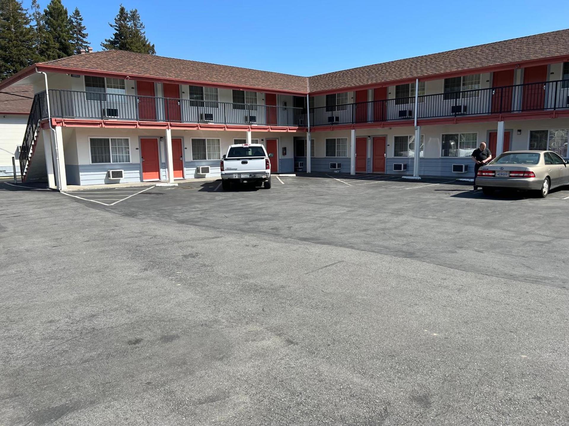 National 9 Motel photo 4