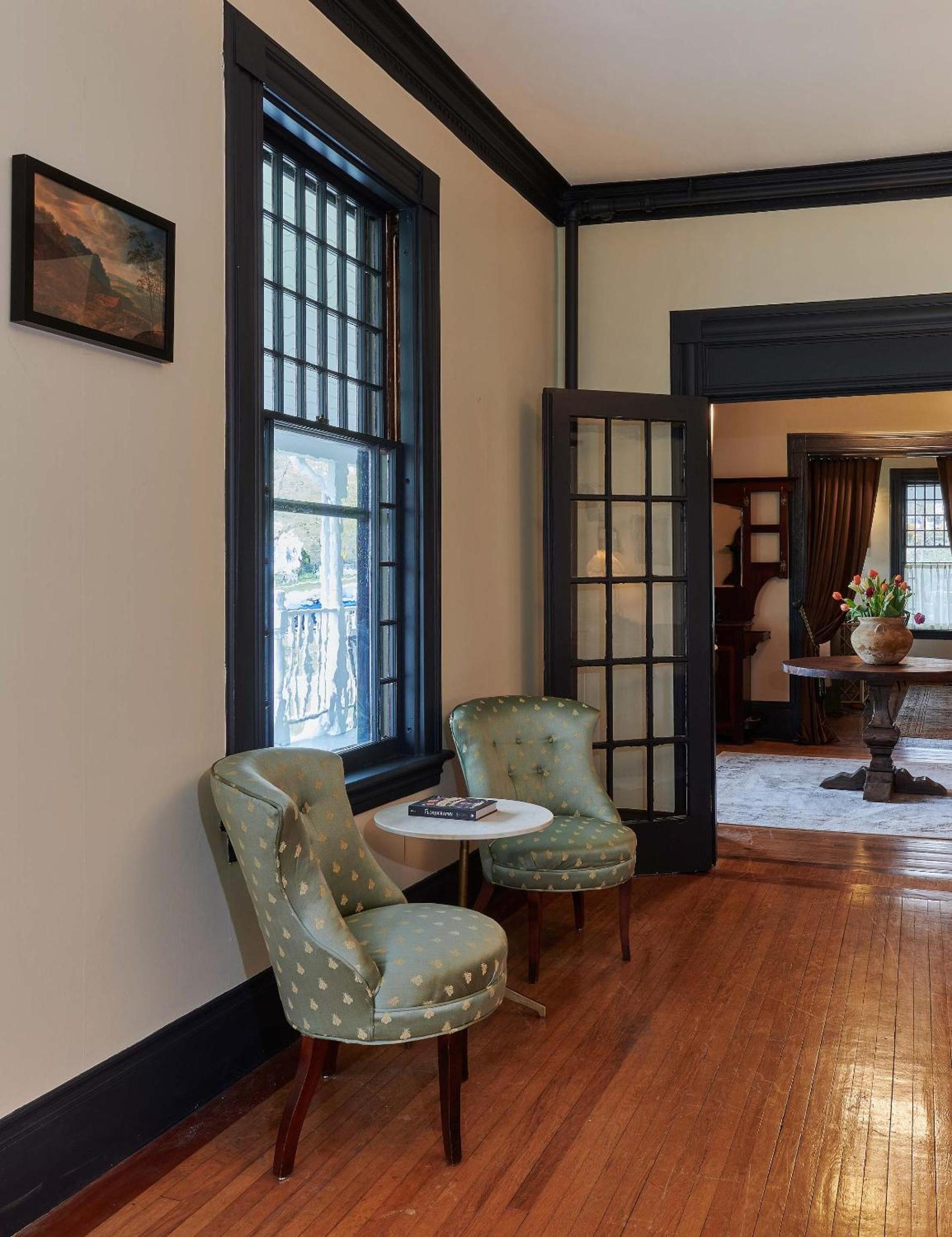Hideaway Inn Lenox photo 21