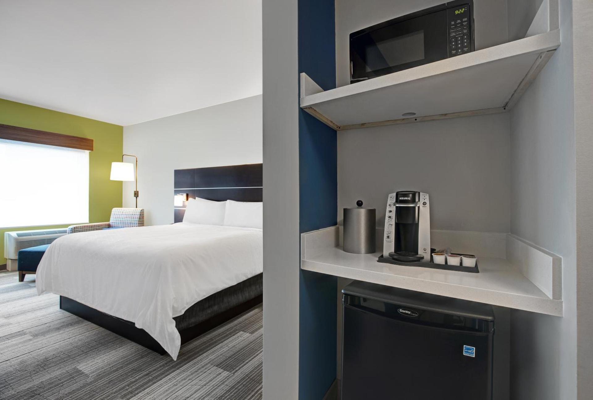 Holiday Inn Express - Milwaukee Downtown by IHG photo 77