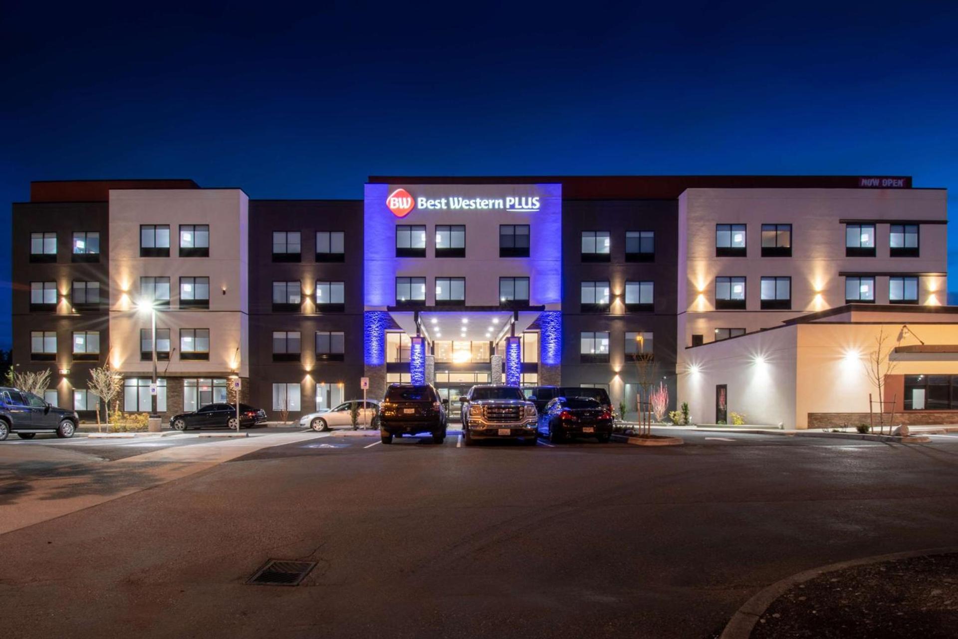 Best Western Plus Tacoma Hotel photo 8