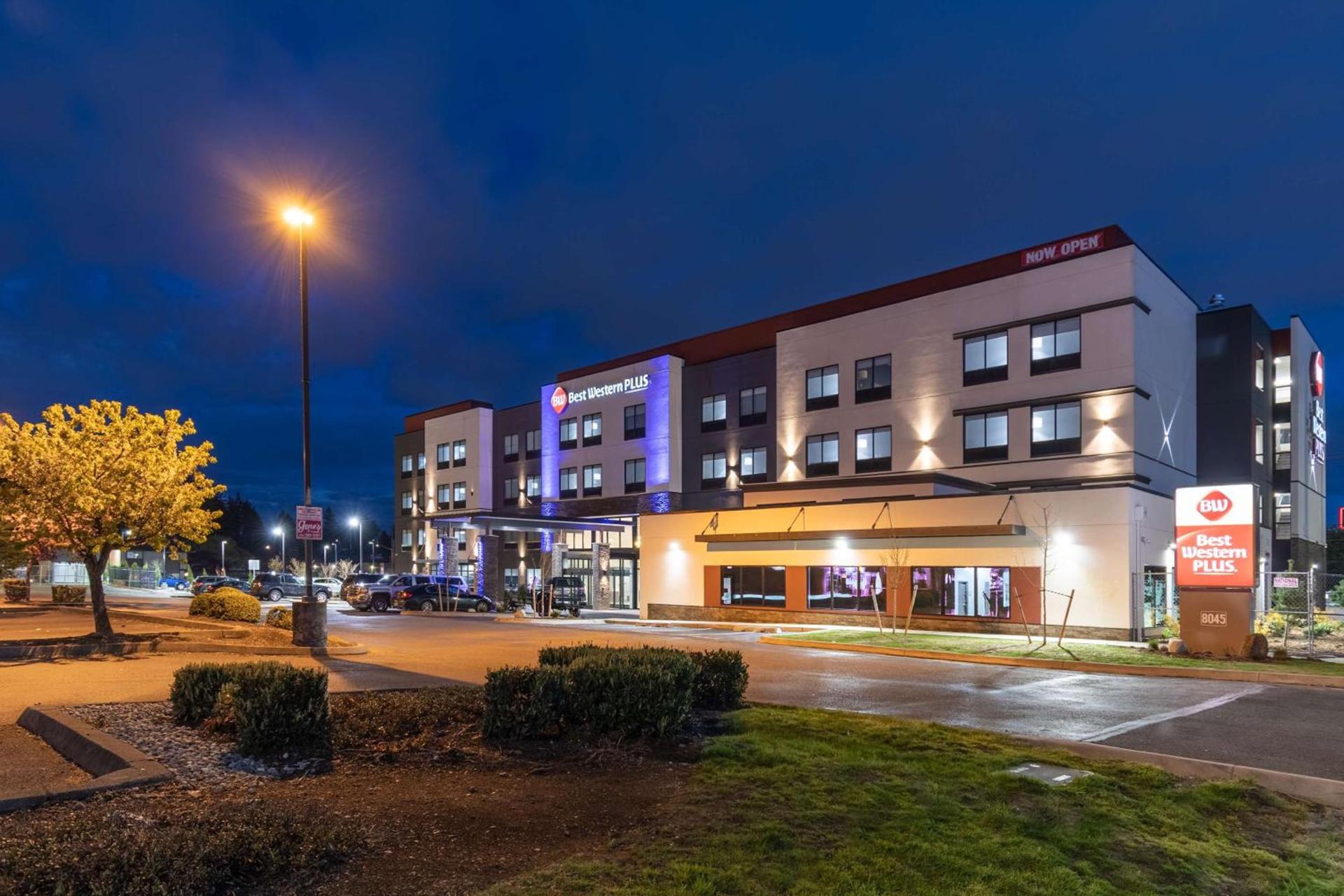 Best Western Plus Tacoma Hotel photo 7