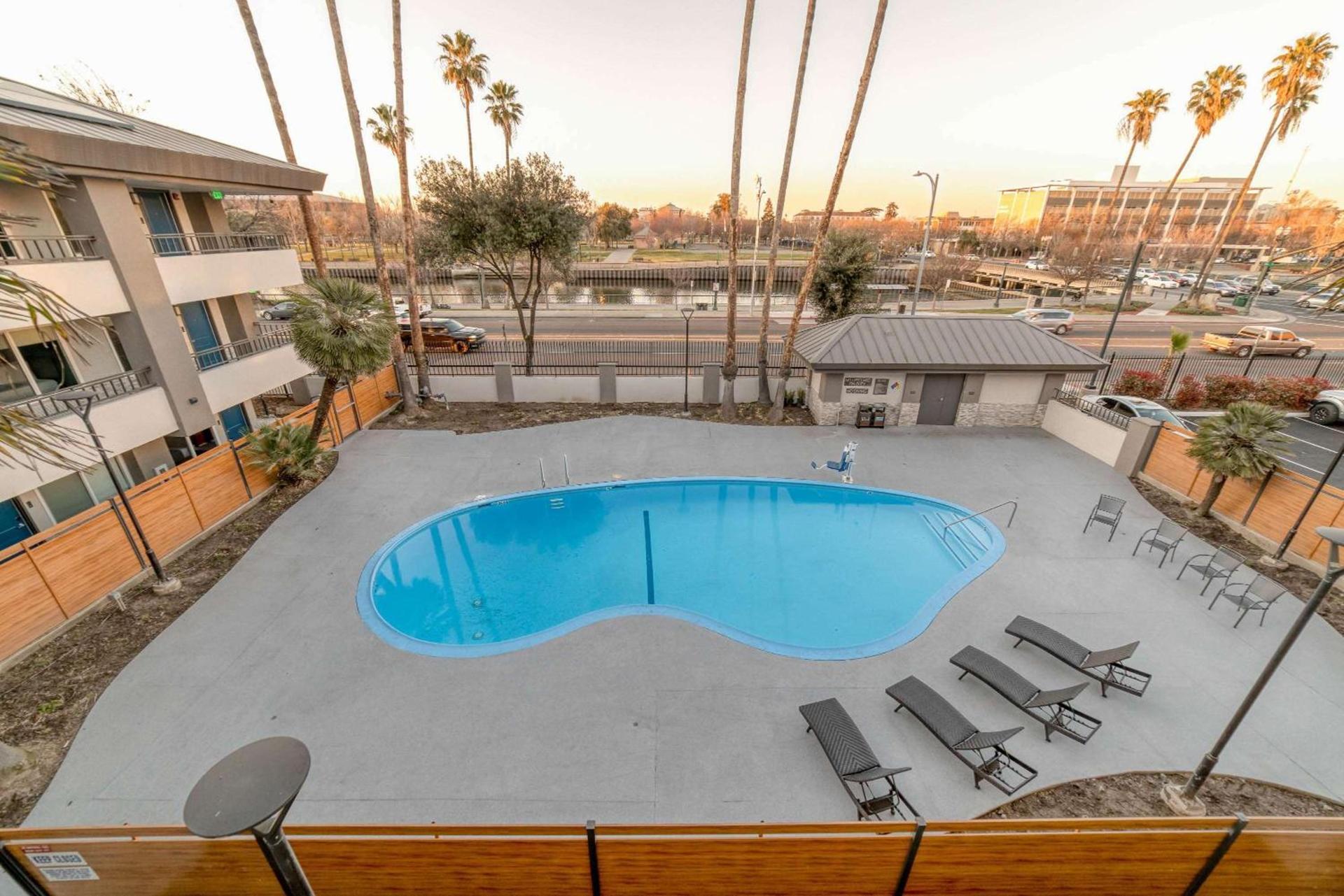 Studio 6 Suites Stockton, CA Waterfront photo 3