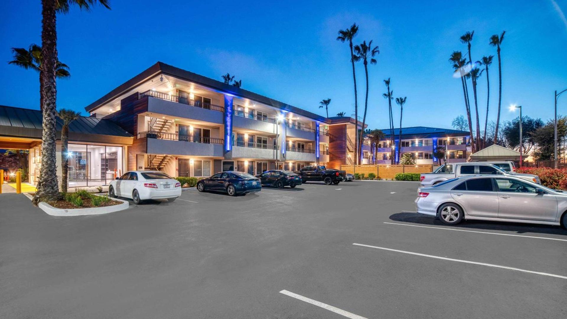Studio 6 Suites Stockton, CA Waterfront — hotel in Stockton