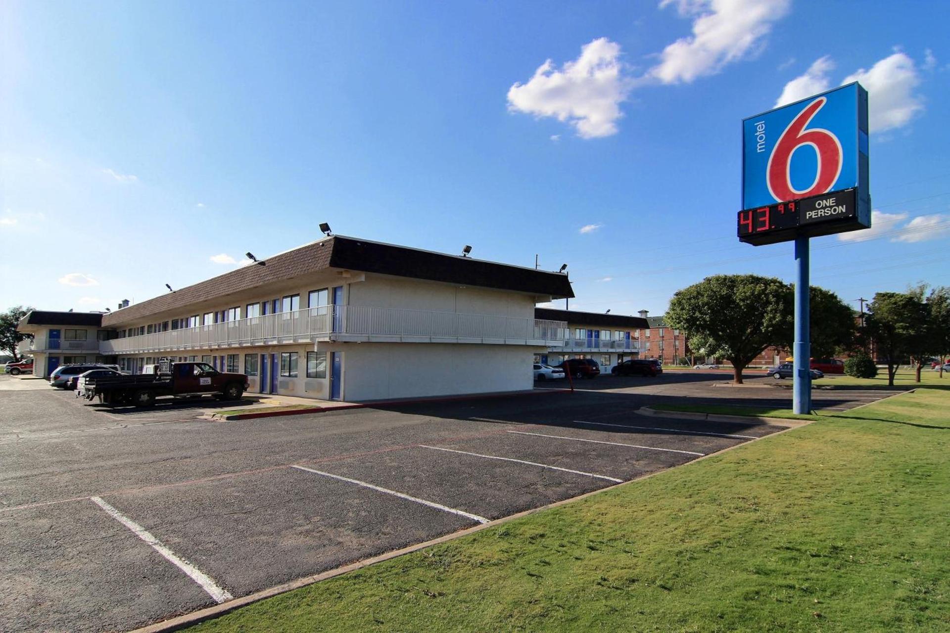 Motel 6-Lubbock, TX photo 42