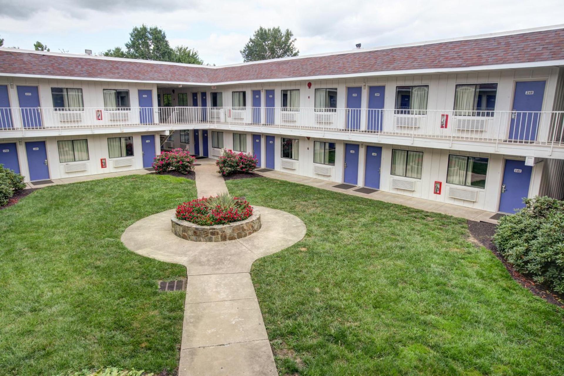 Motel 6-Elkton, MD photo 3