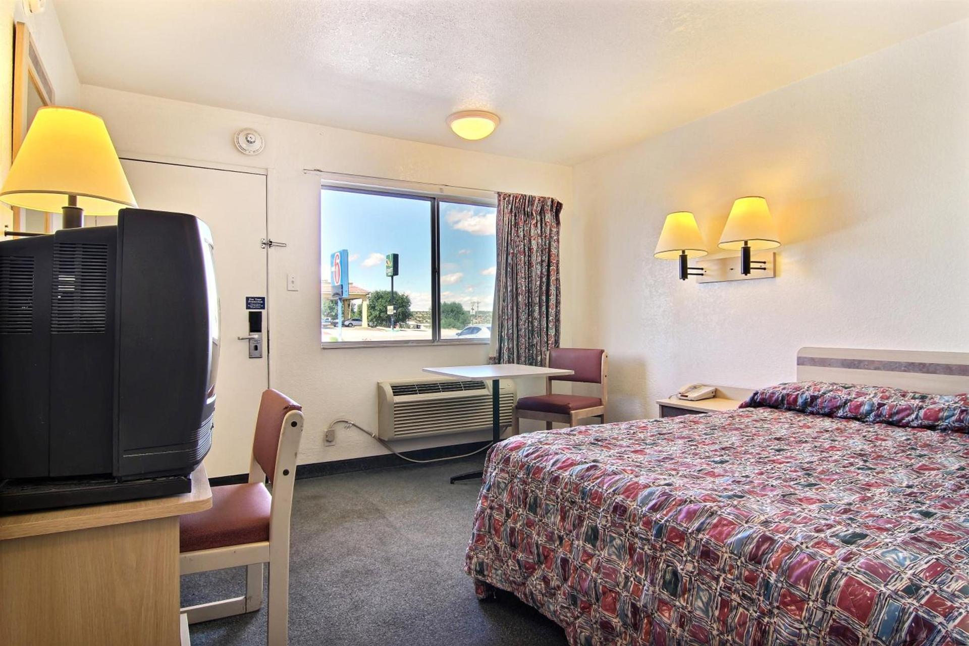 Motel 6-Santa Rosa, NM photo 43