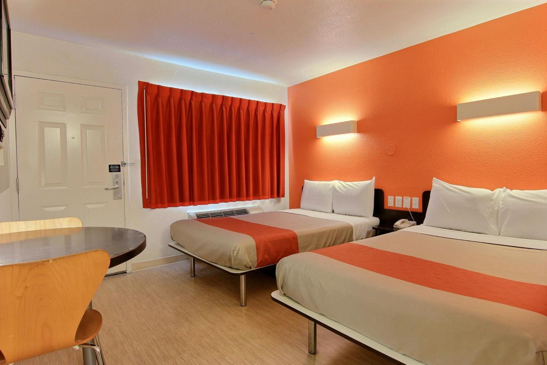 Motel 6-Corpus Christi, TX - East - North Padre Island photo 41