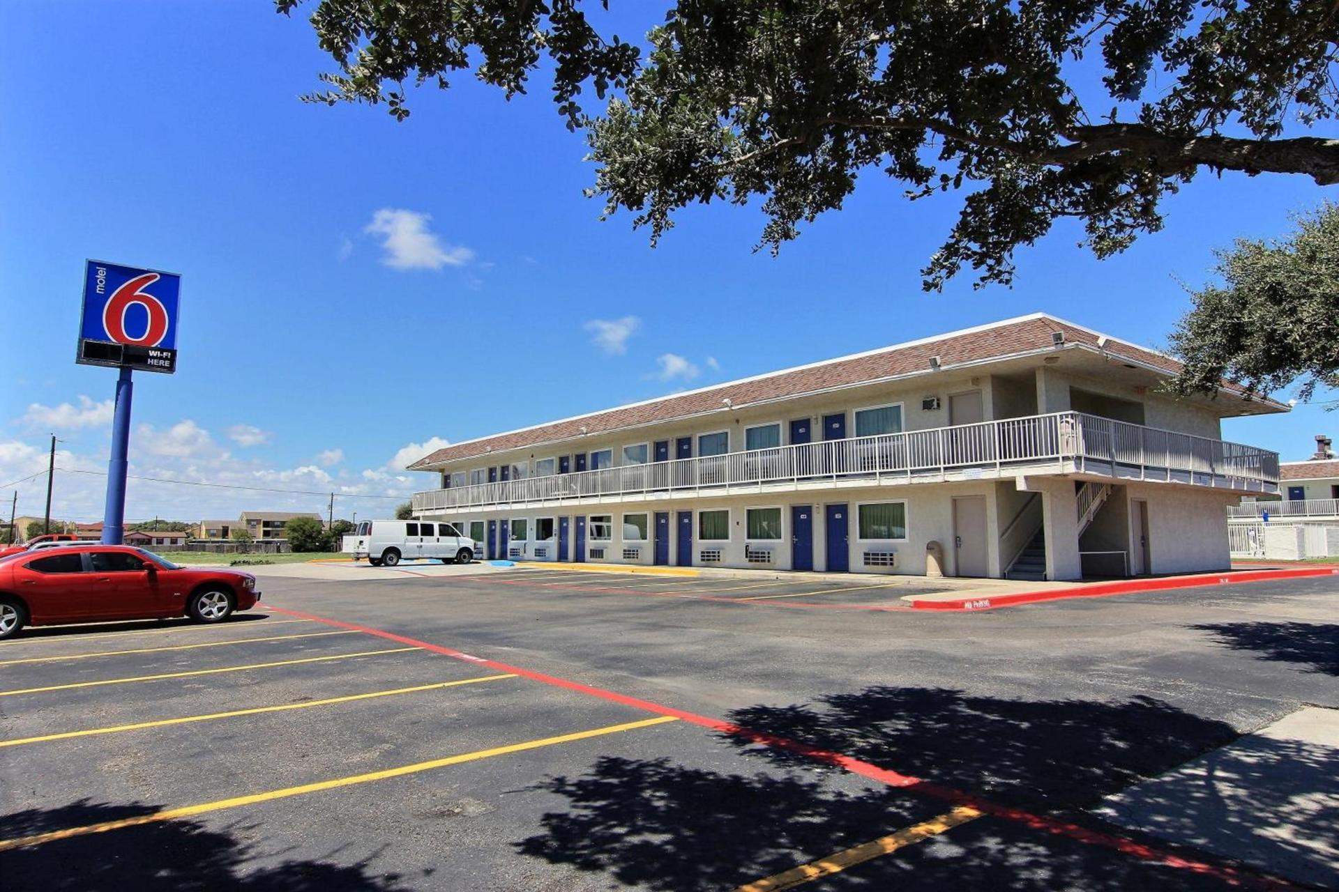 Motel 6-Corpus Christi, TX - East - North Padre Island photo 46