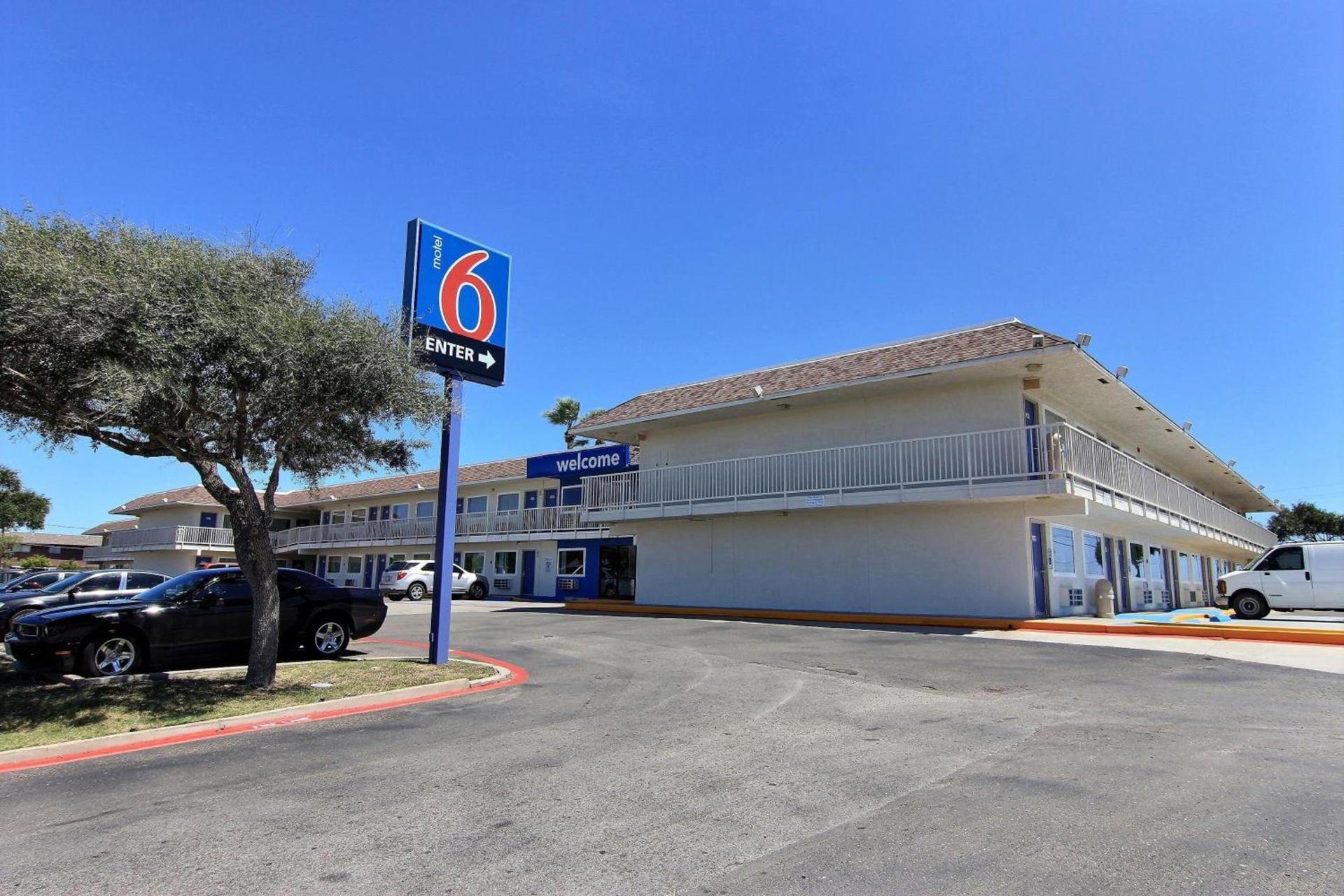 Motel 6-Corpus Christi, TX - East - North Padre Island photo 40