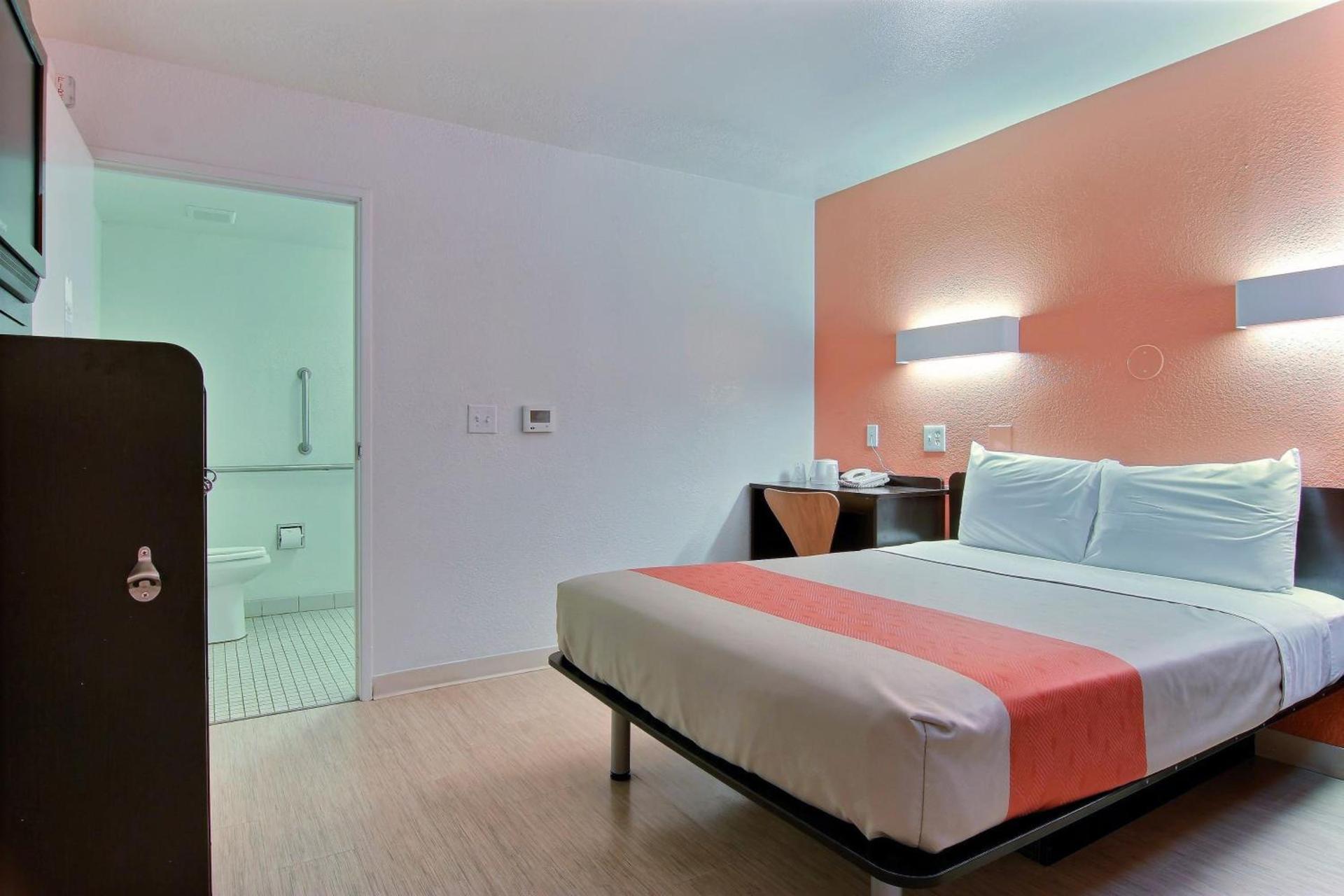 Motel 6-Corpus Christi, TX - East - North Padre Island photo 59