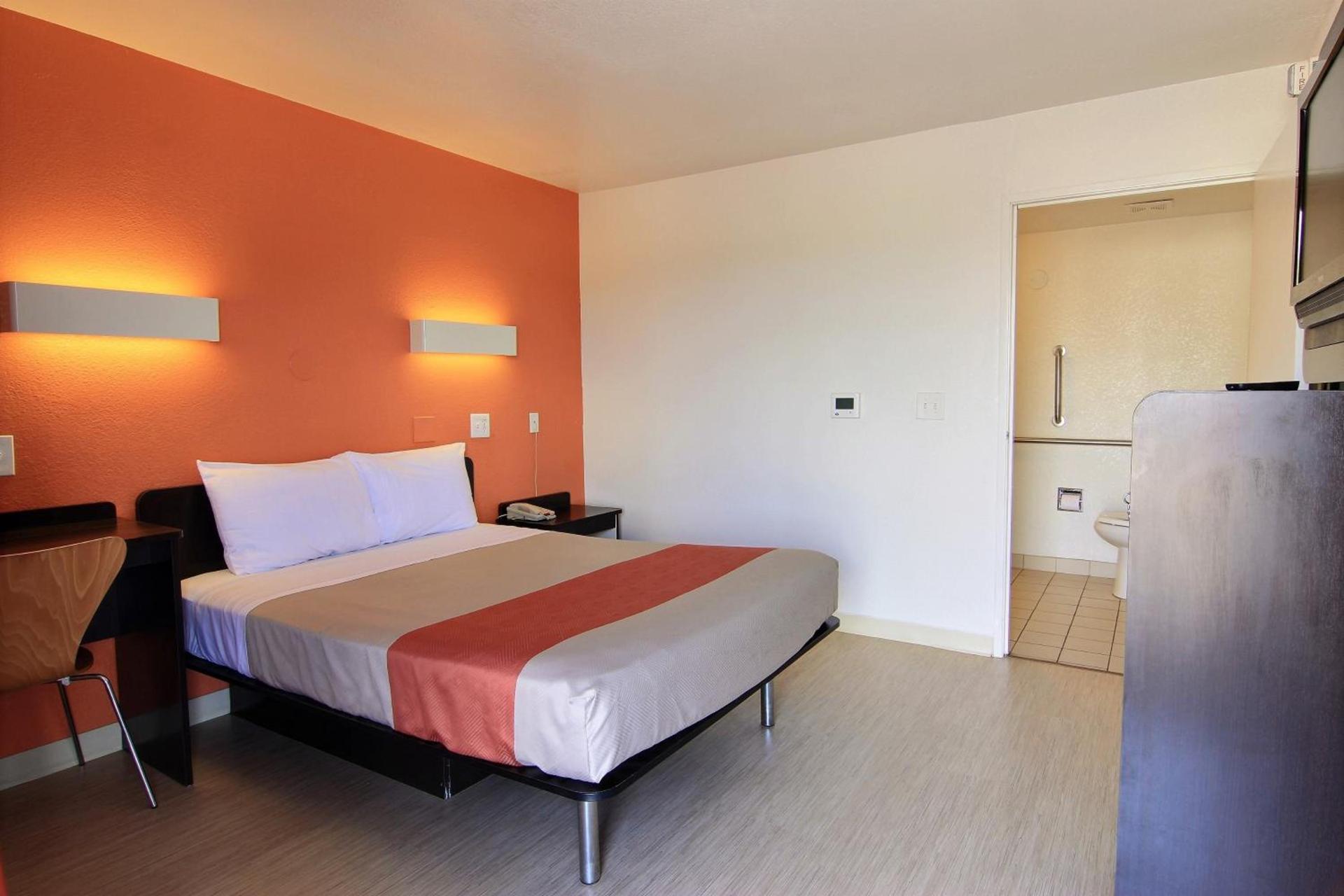 Motel 6-Corpus Christi, TX - East - North Padre Island photo 65