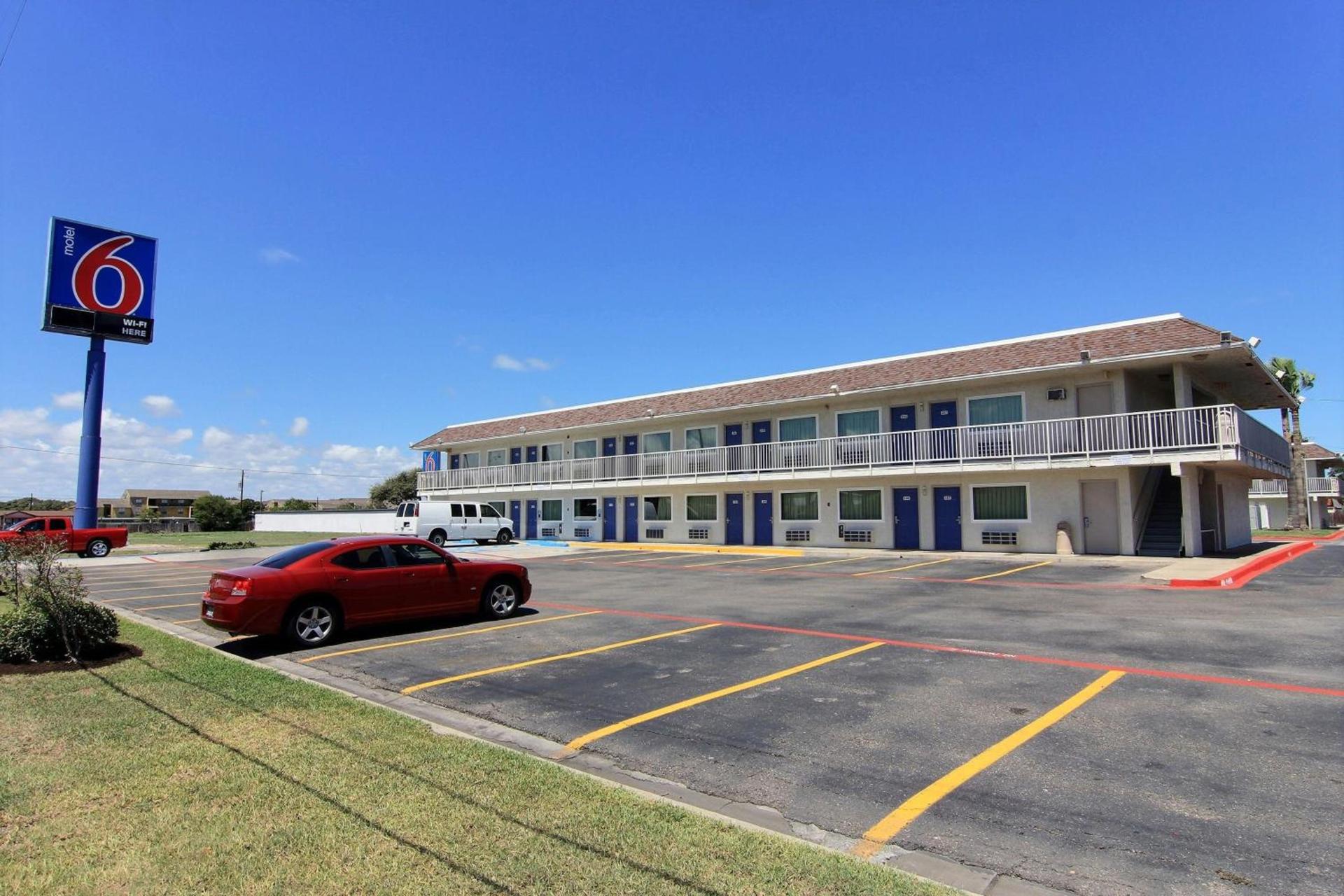 Motel 6-Corpus Christi, TX - East - North Padre Island photo 71