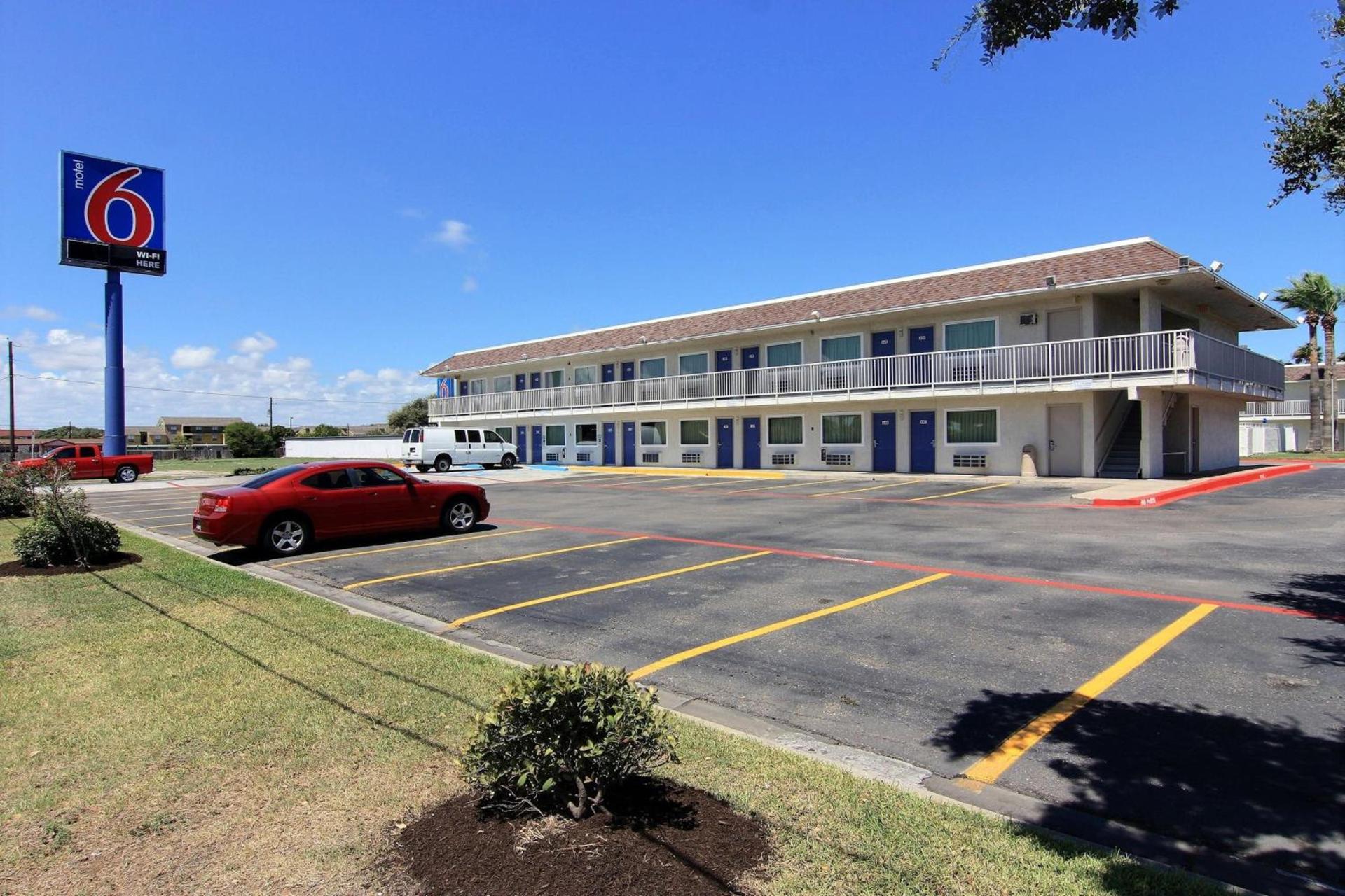 Motel 6-Corpus Christi, TX - East - North Padre Island photo 73