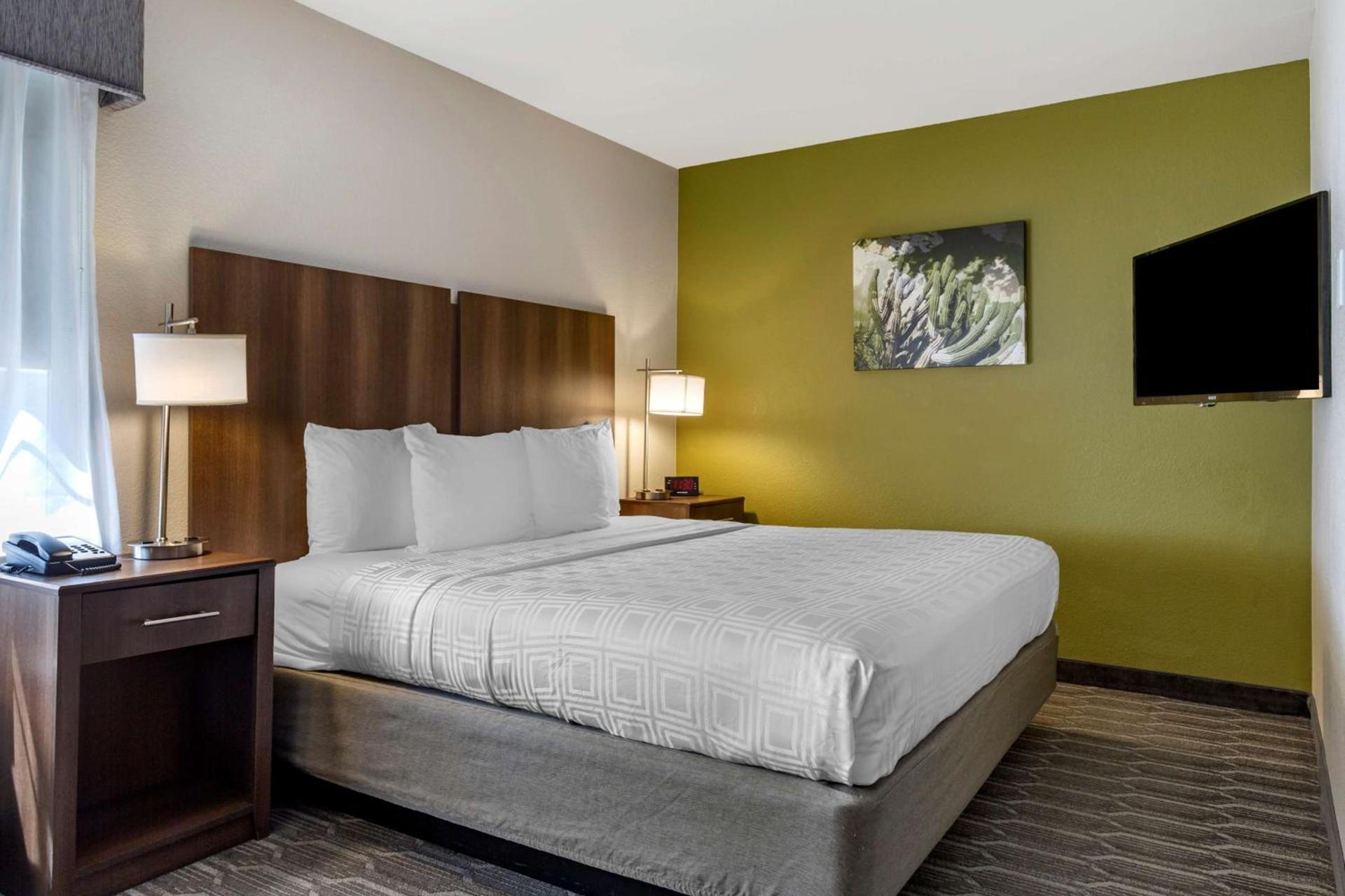 Best Western North Phoenix Hotel photo 20