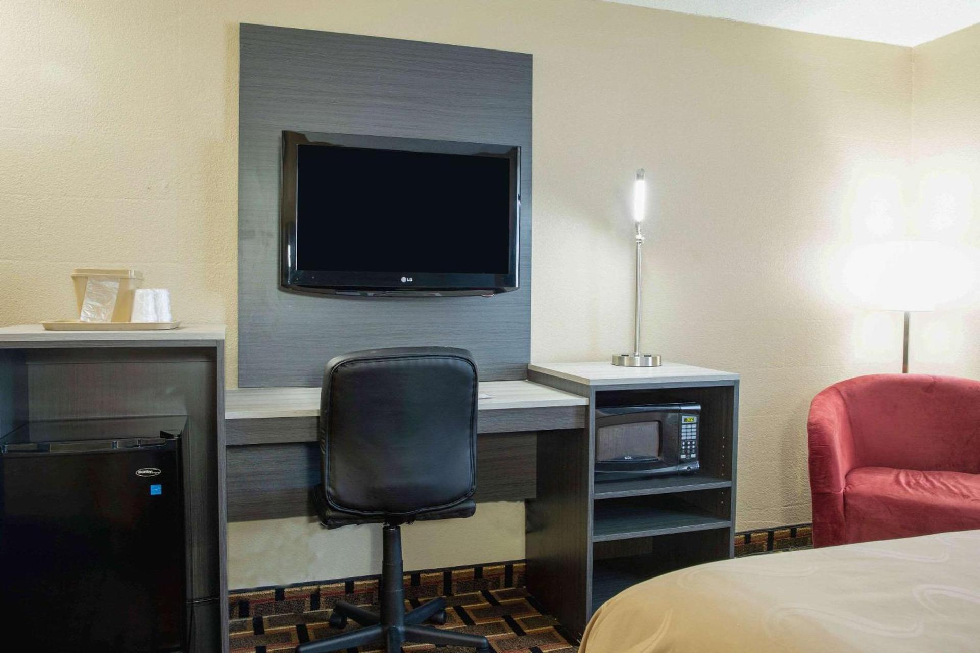Quality Inn Raynham - Taunton photo 21