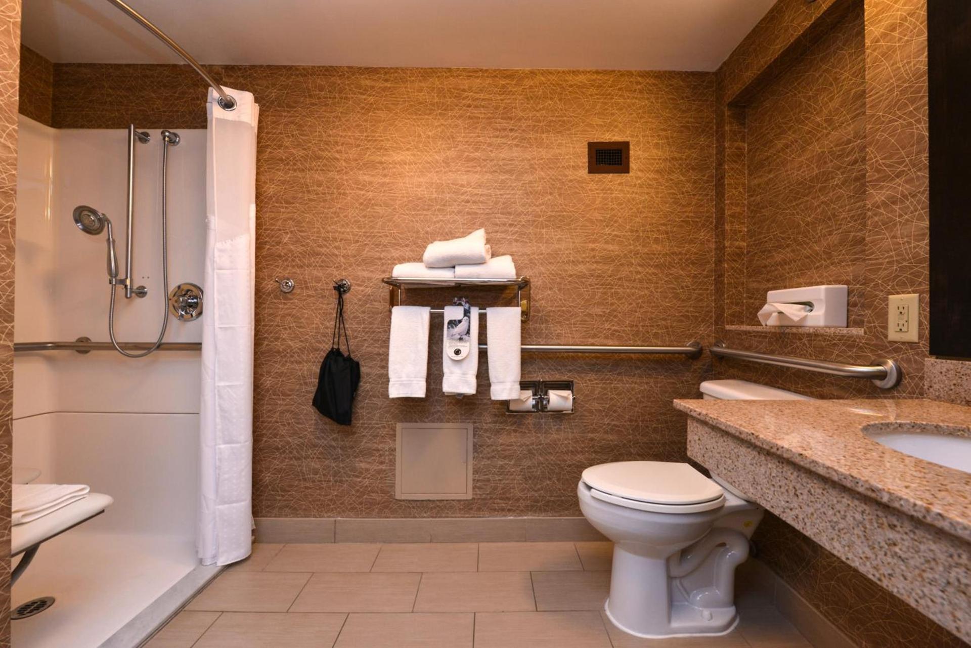 Holiday Inn Express Flagstaff by IHG photo 13