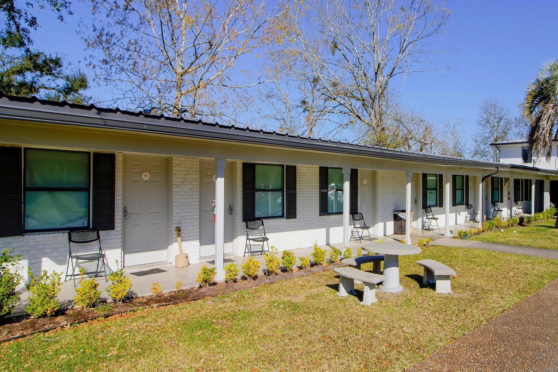 OYO Hotel Sulphur LA Hwy 90 West photo 5