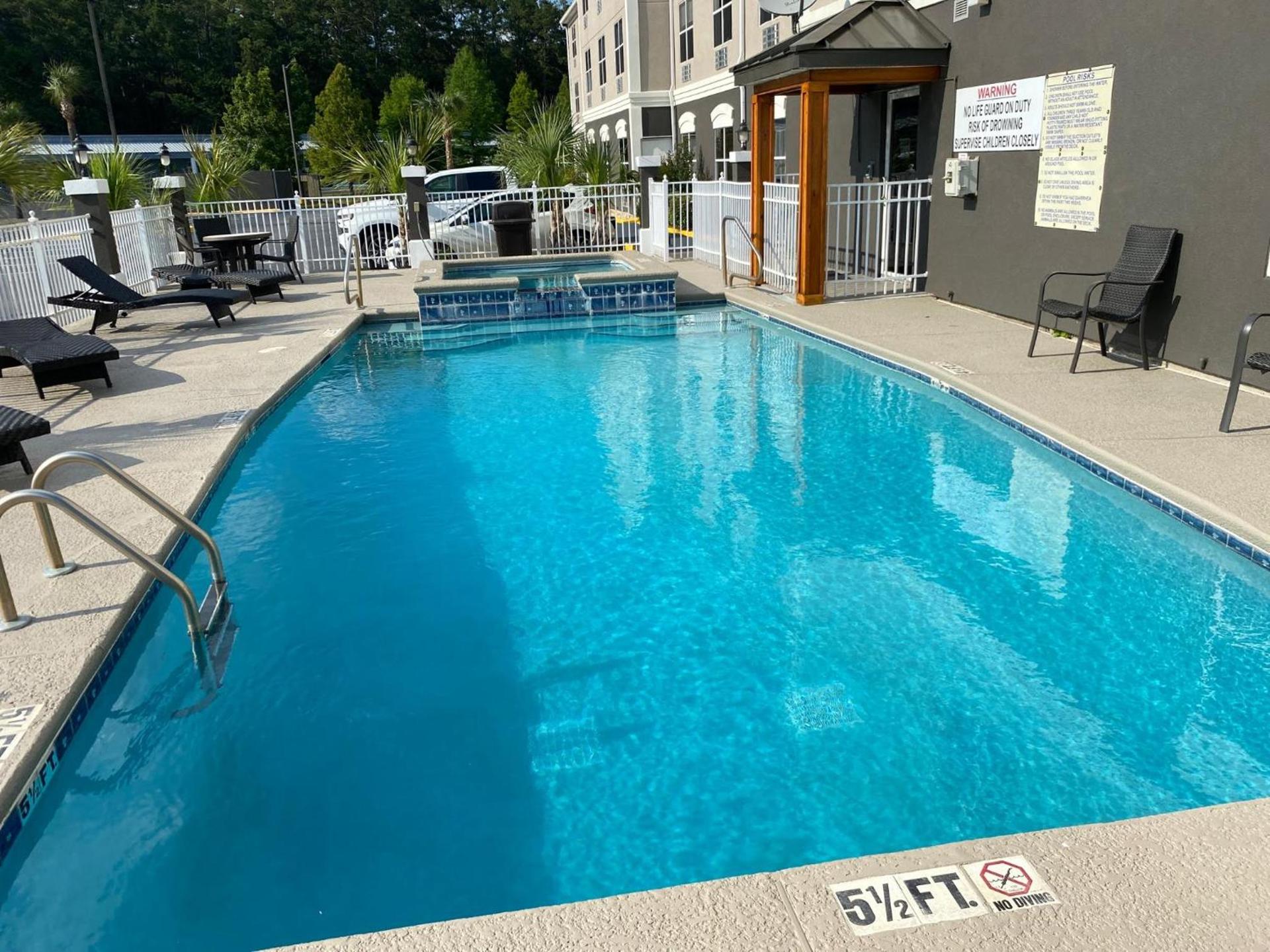 Country Inn & Suites by Radisson, Hinesville, GA photo 48