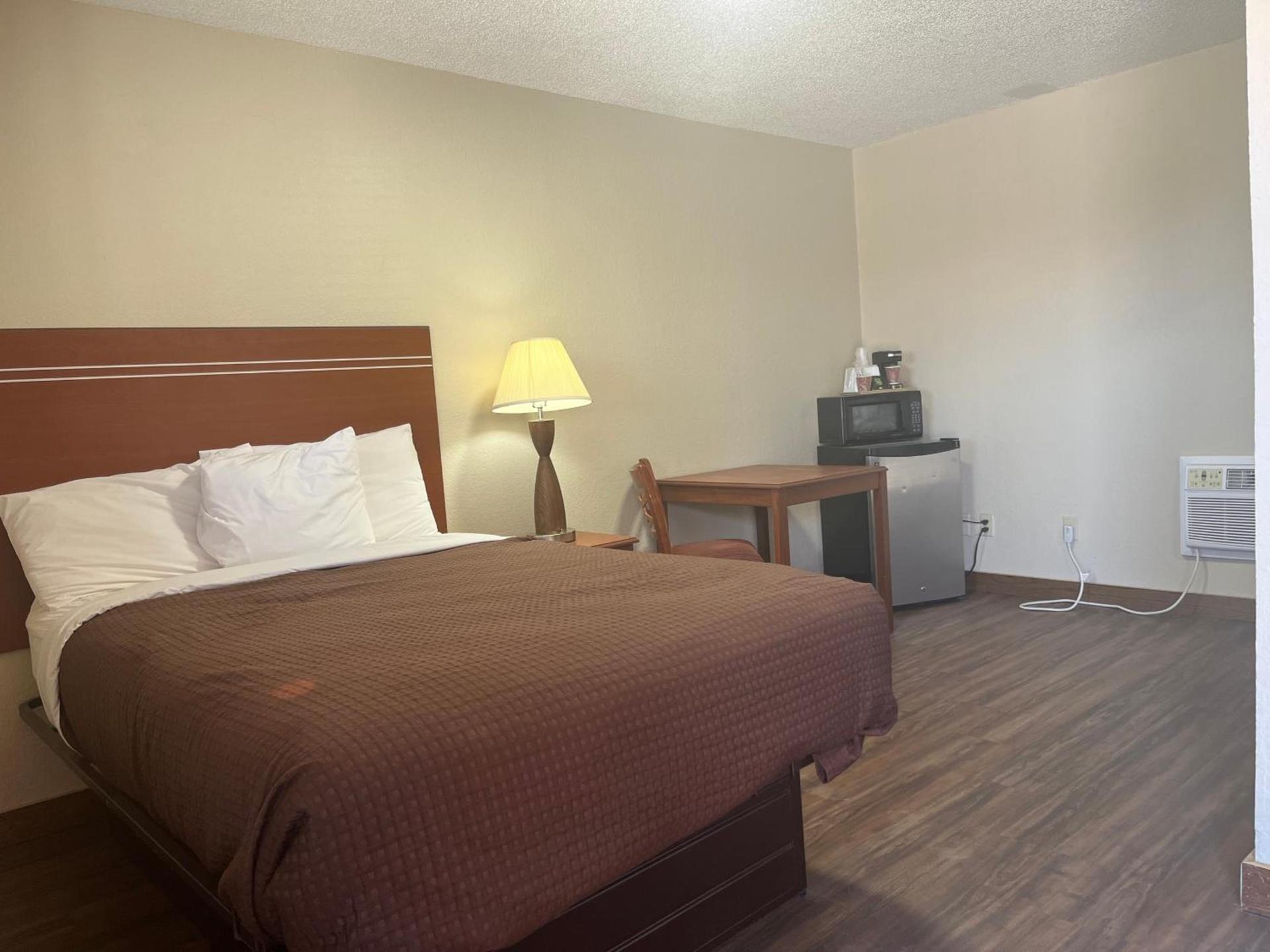 Valley Motel photo 5