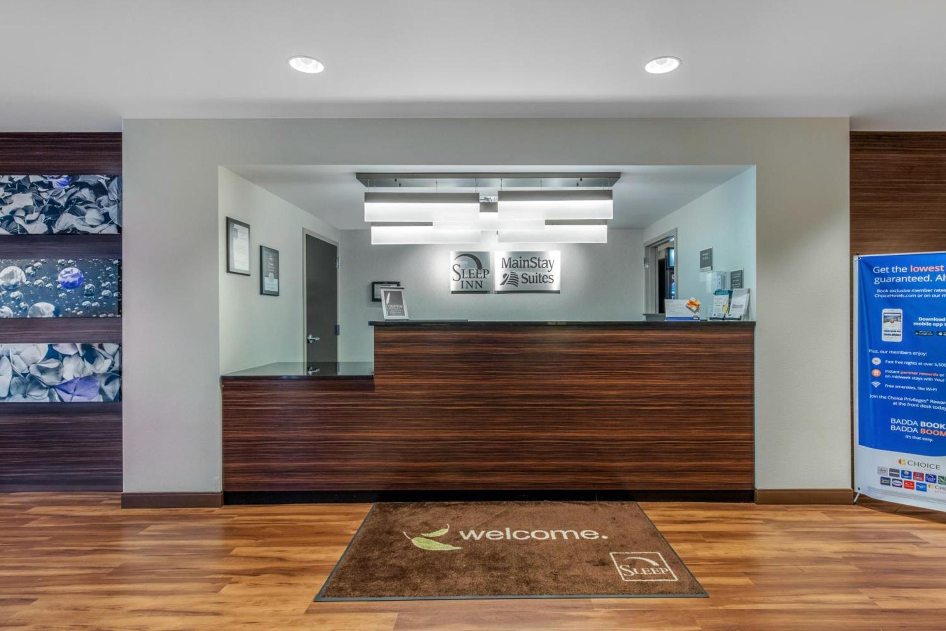 MainStay Suites St Louis Airport photo 48