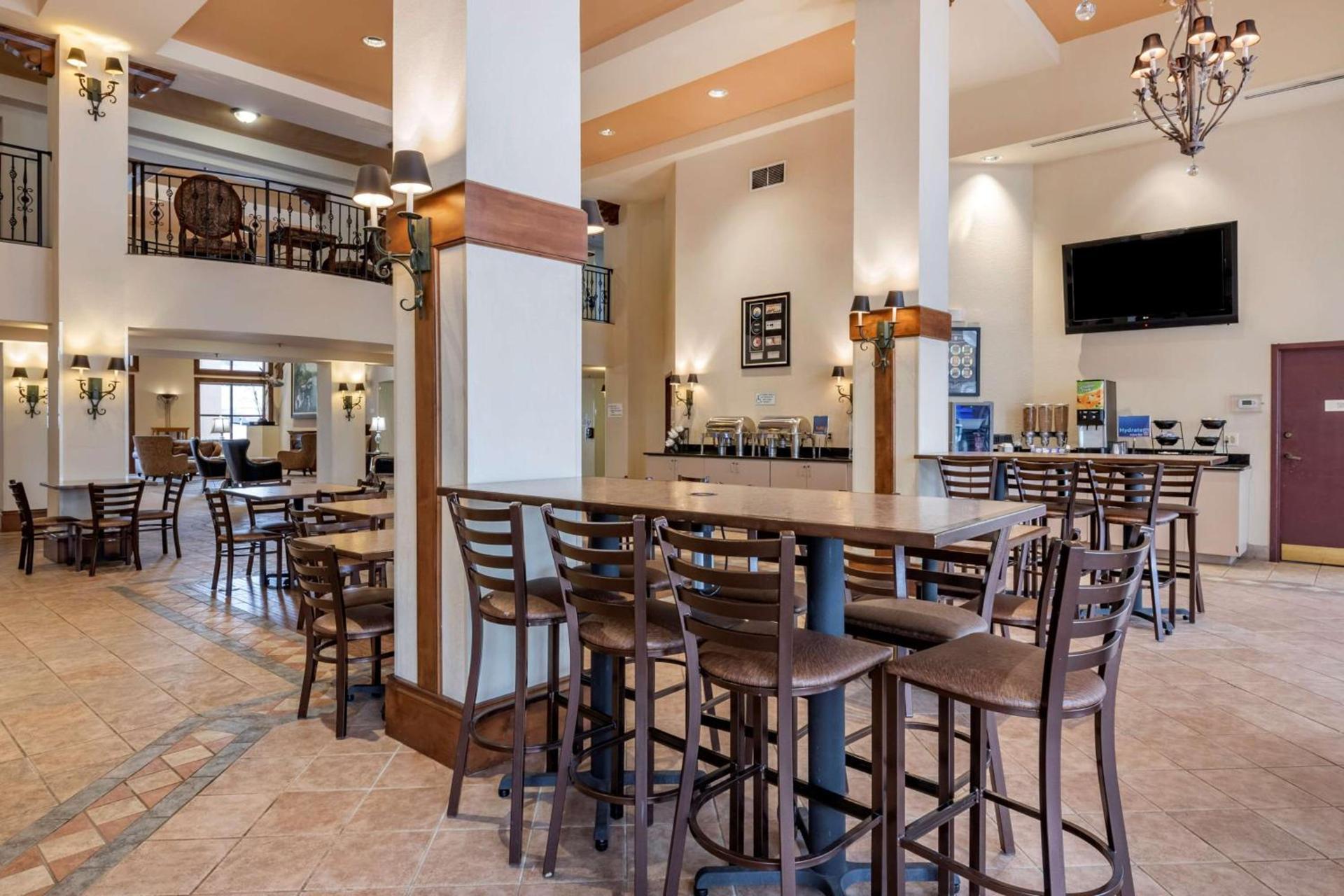 Best Western Gateway Grand photo 6