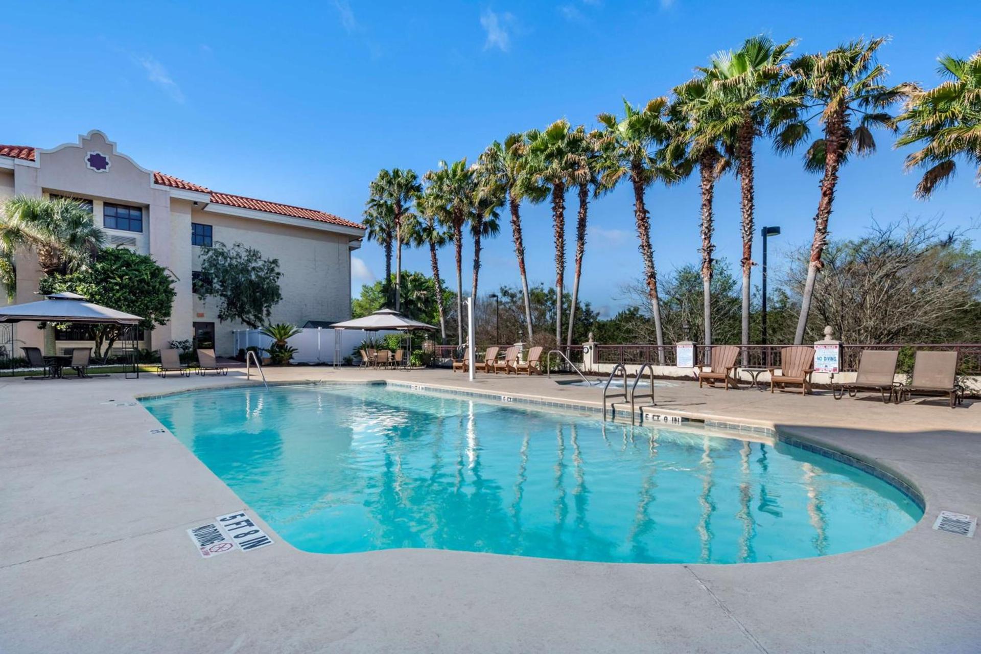 Best Western Gateway Grand photo 36