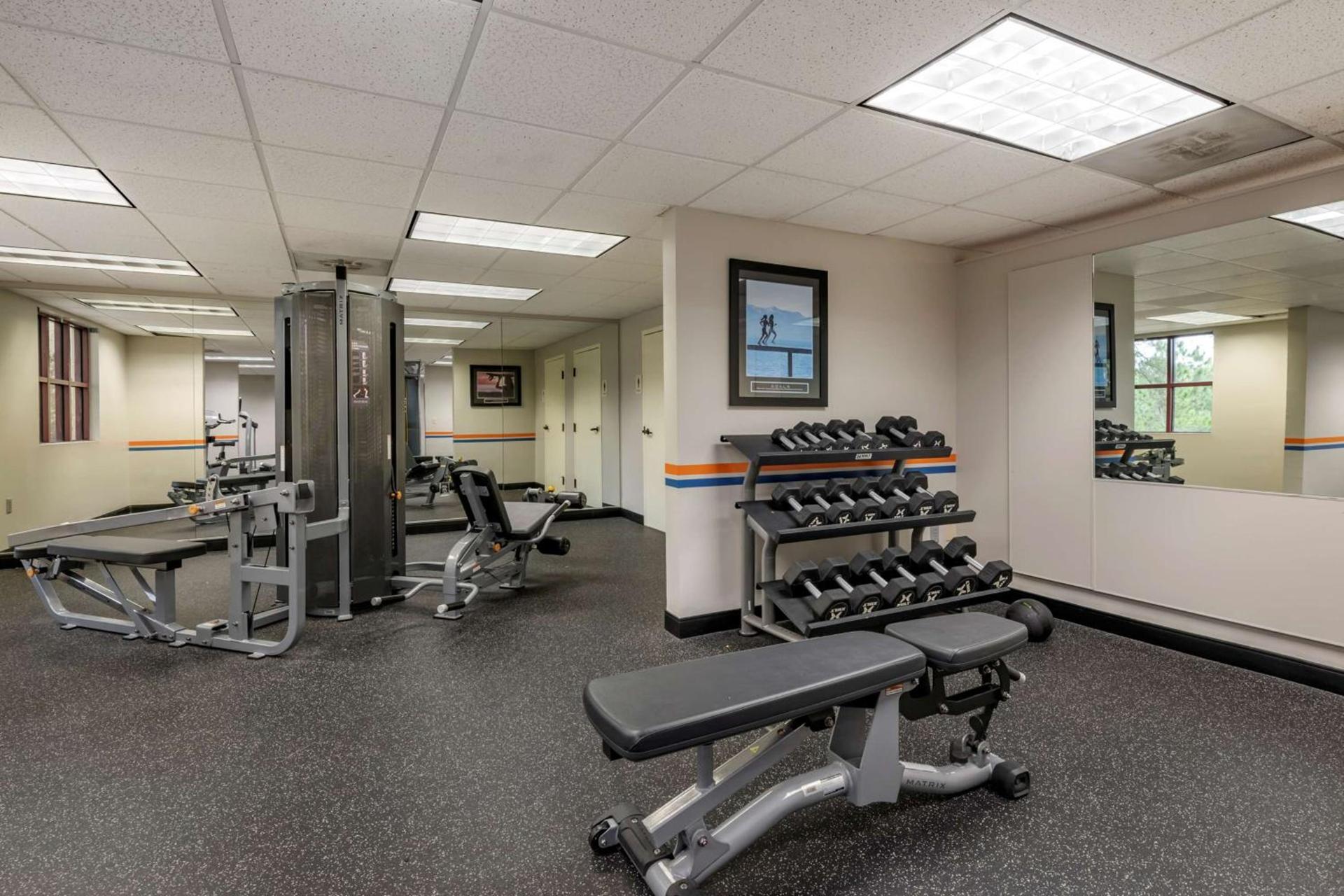 Best Western Gateway Grand photo 21