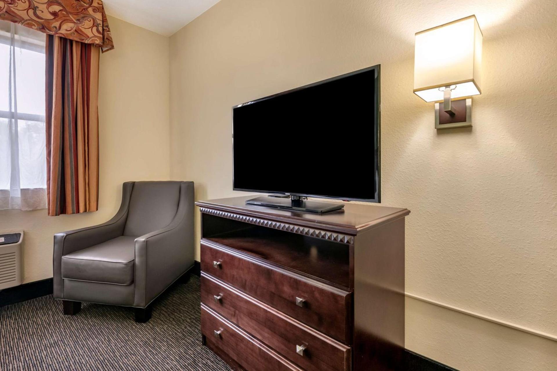 Best Western Gateway Grand photo 9