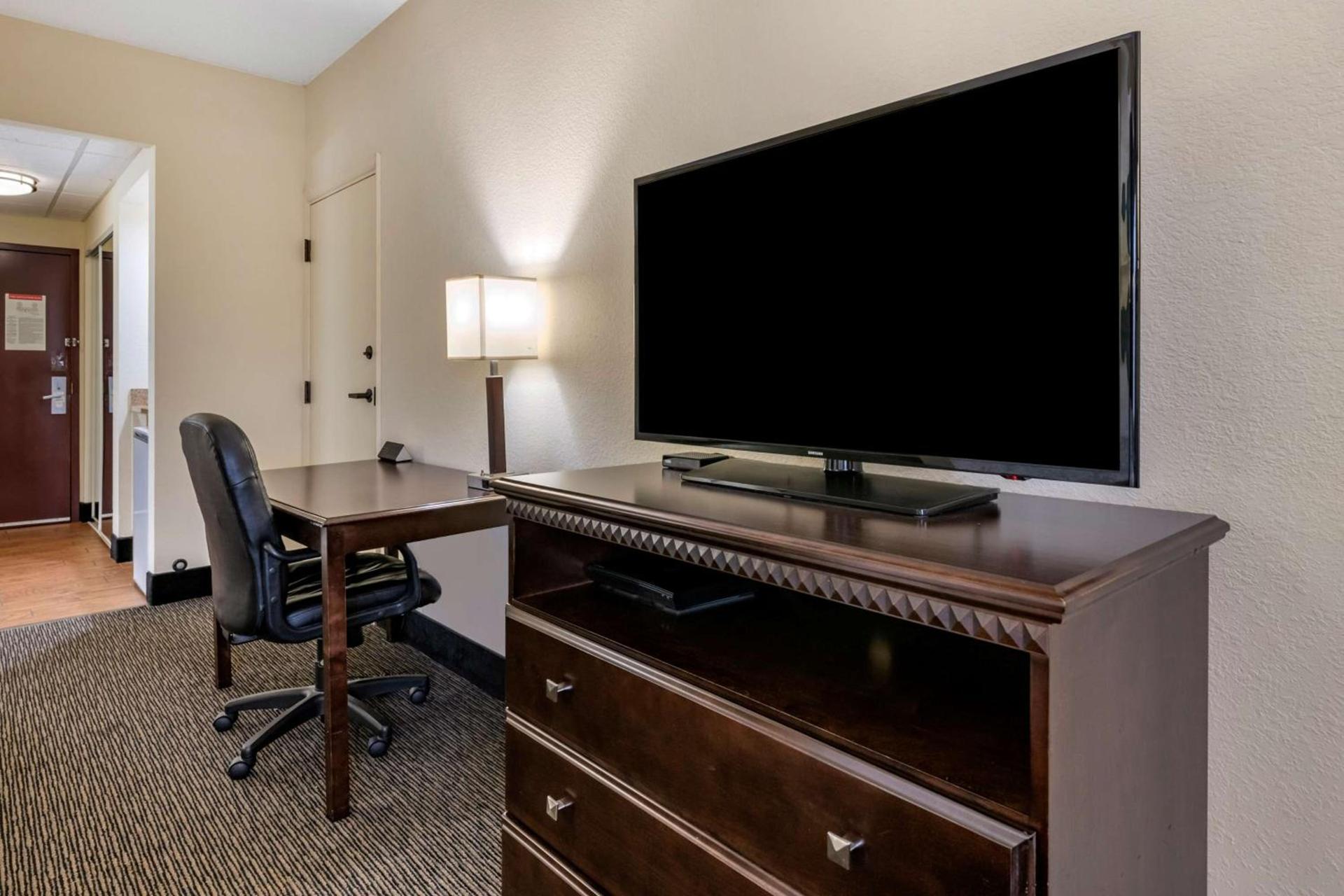 Best Western Gateway Grand photo 46