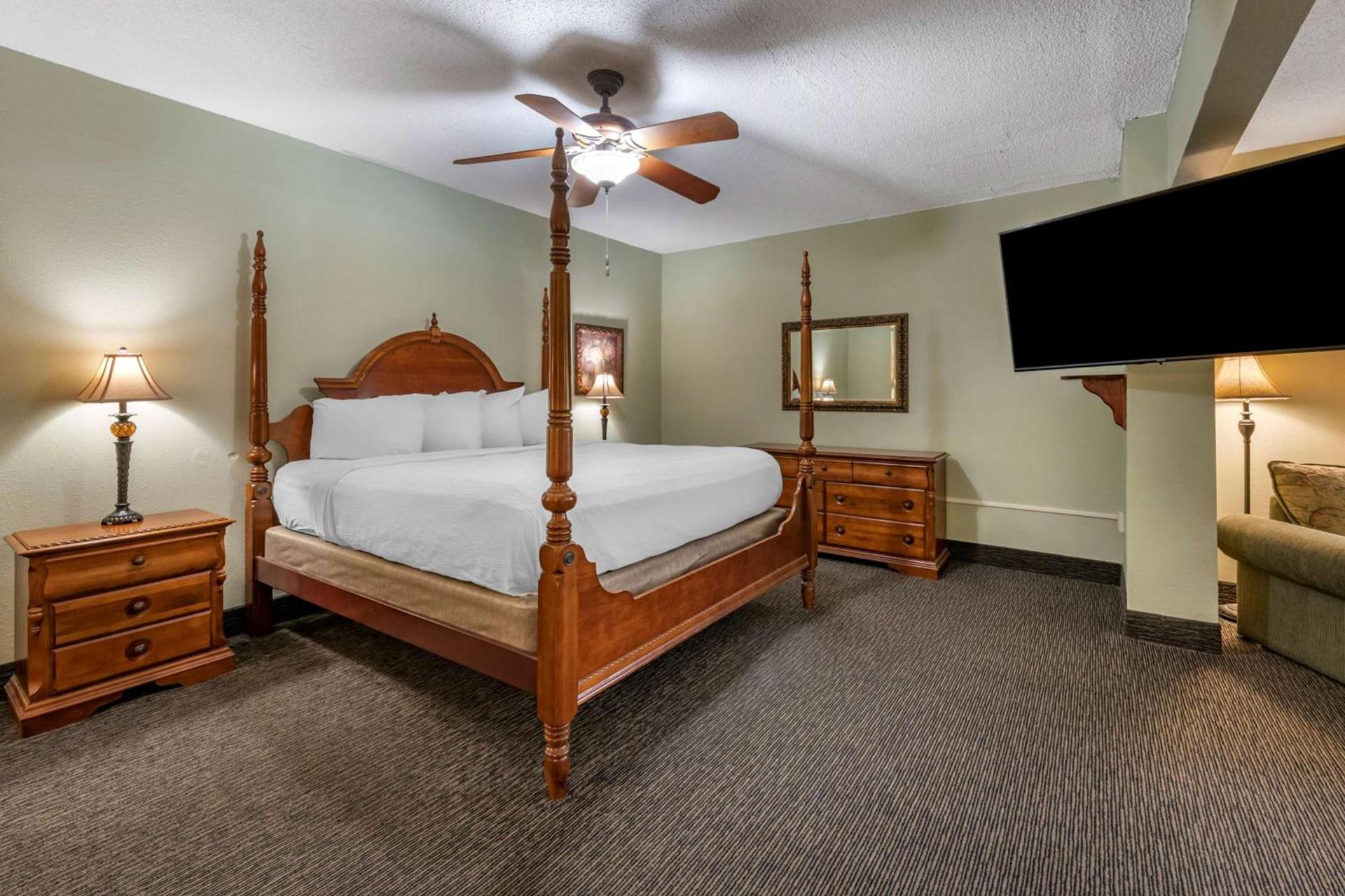 Best Western Gateway Grand photo 30
