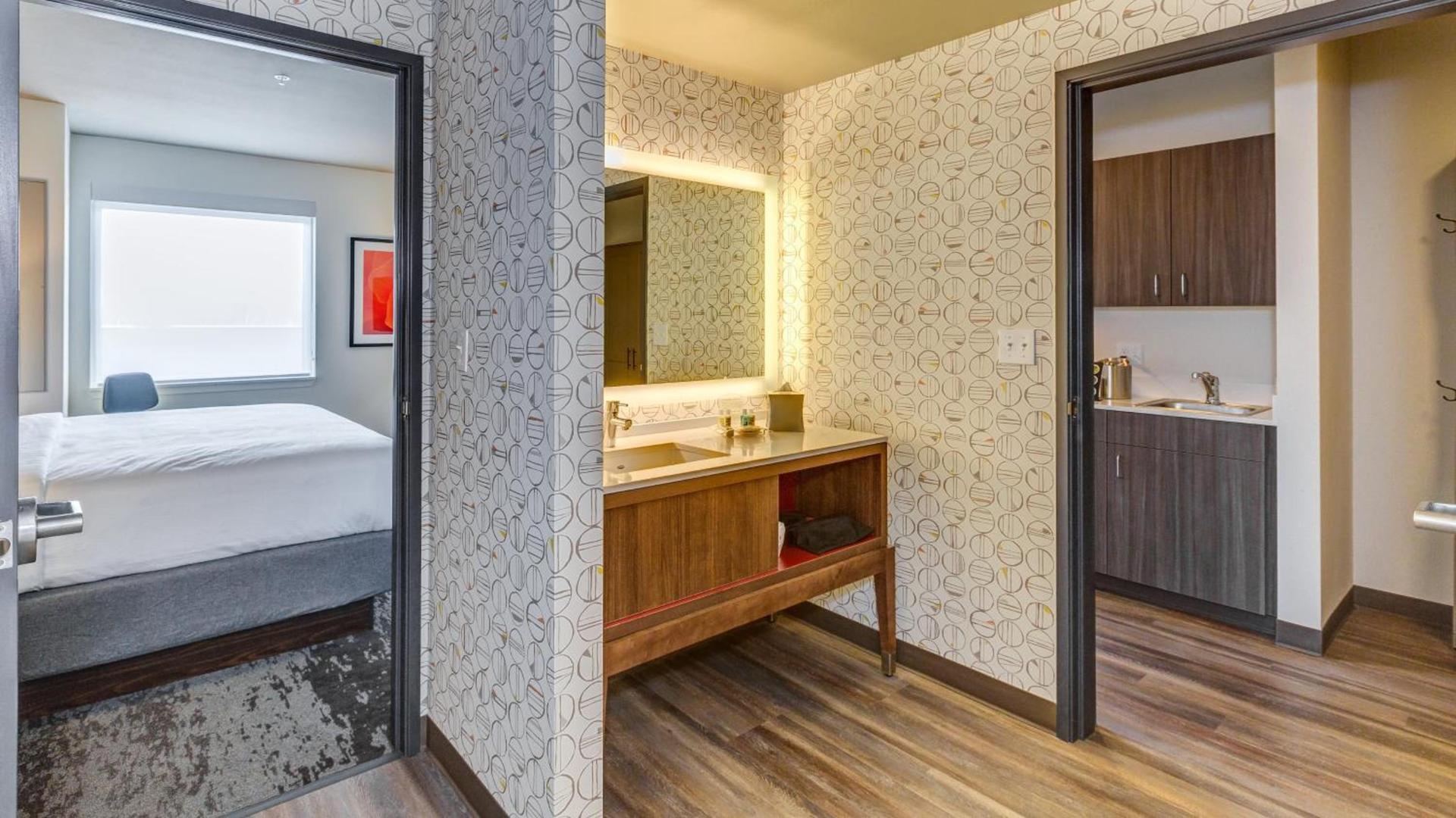 Holiday Inn & Suites Bellingham by IHG photo 98