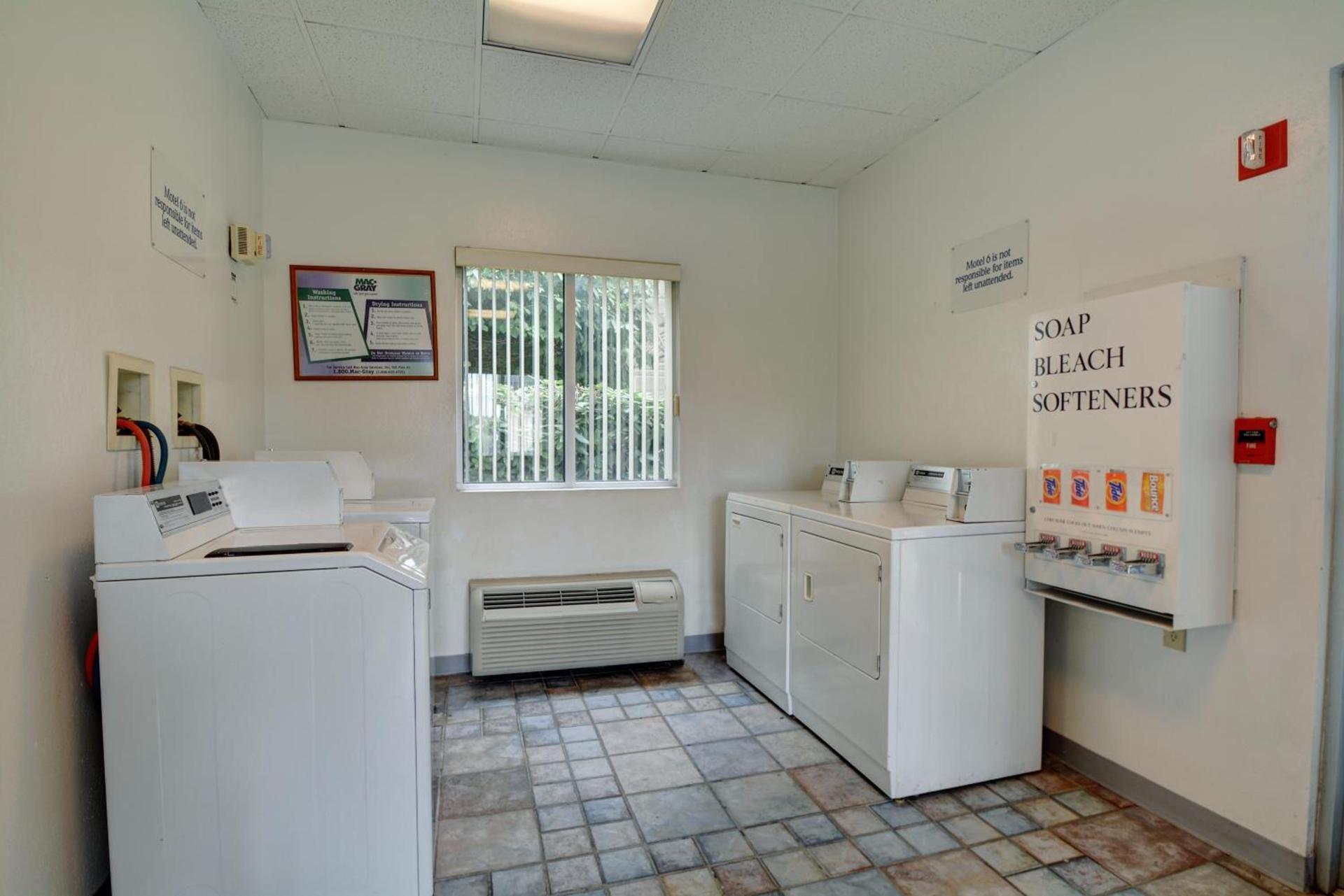 Motel 6-Warwick, RI - Providence Airport - I-95 photo 18