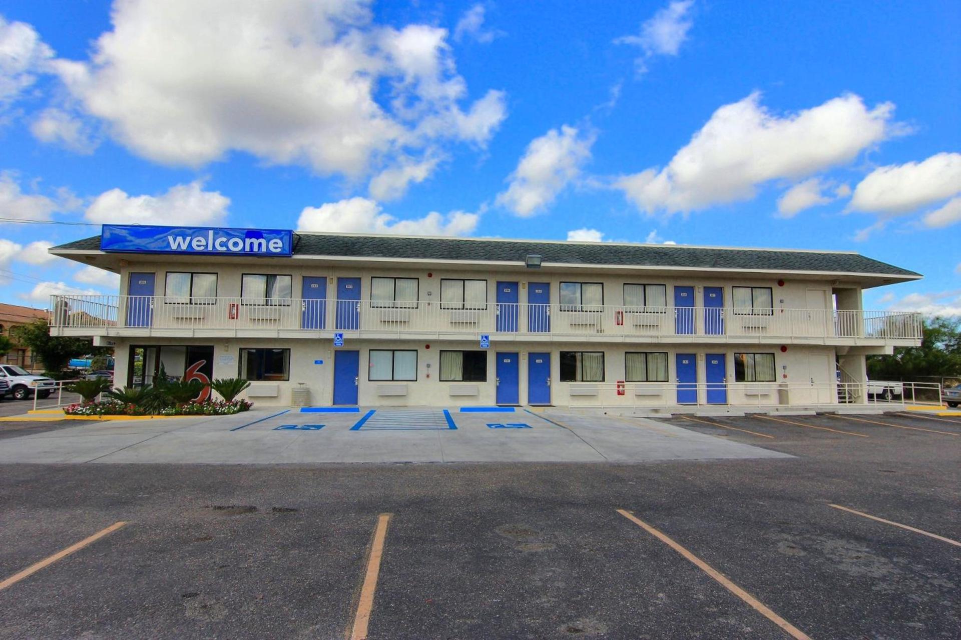 Motel 6-Kingsville, TX photo 9