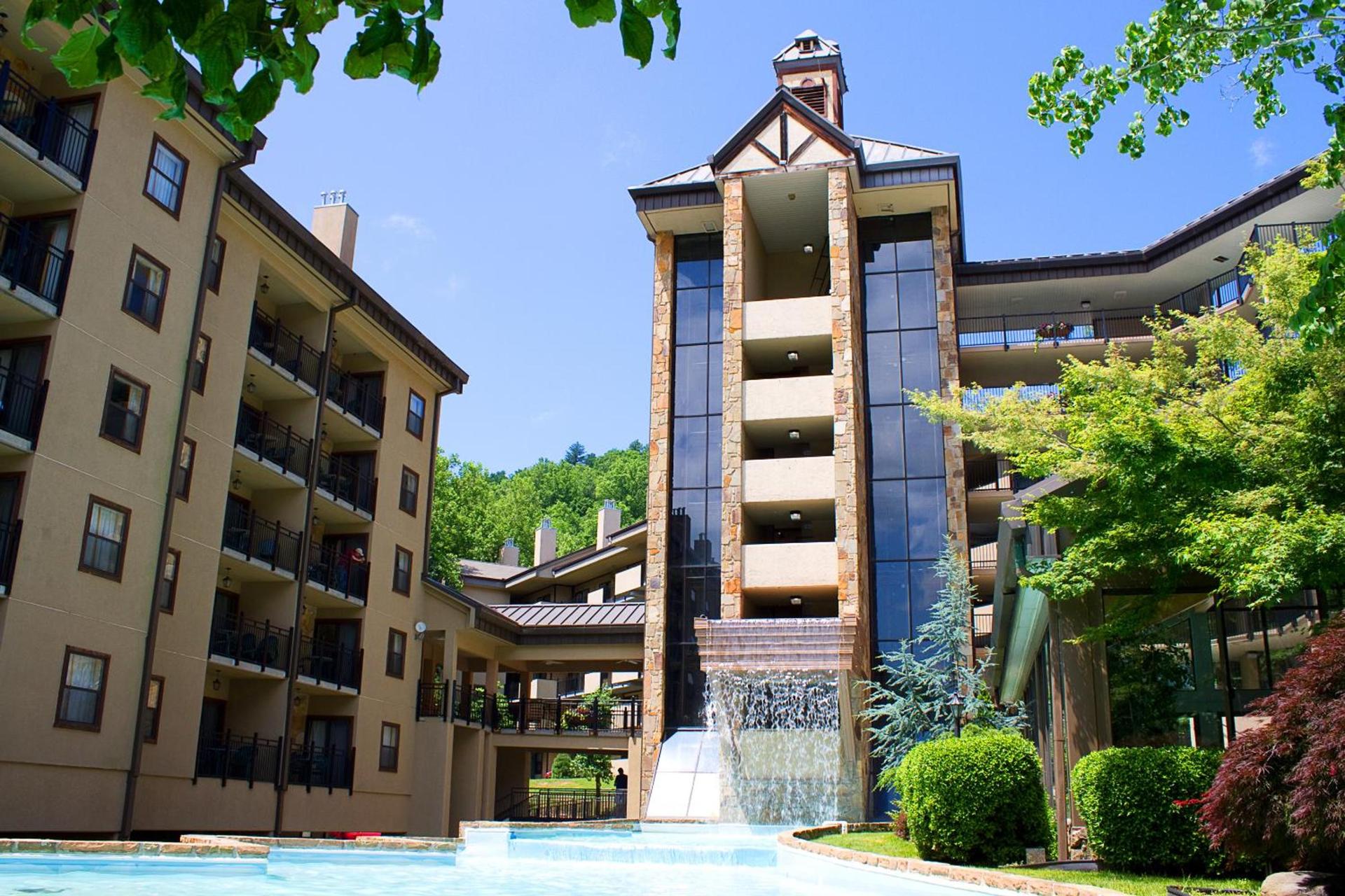 Gatlinburg Town Square — hotel in Gatlinburg