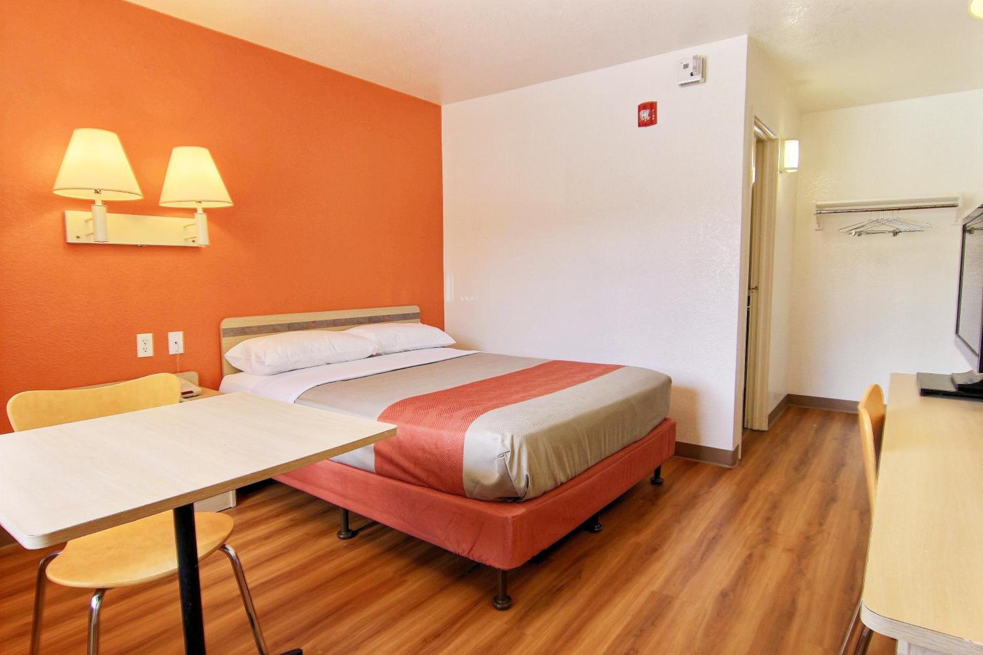 Motel 6-Kingsville, TX photo 17