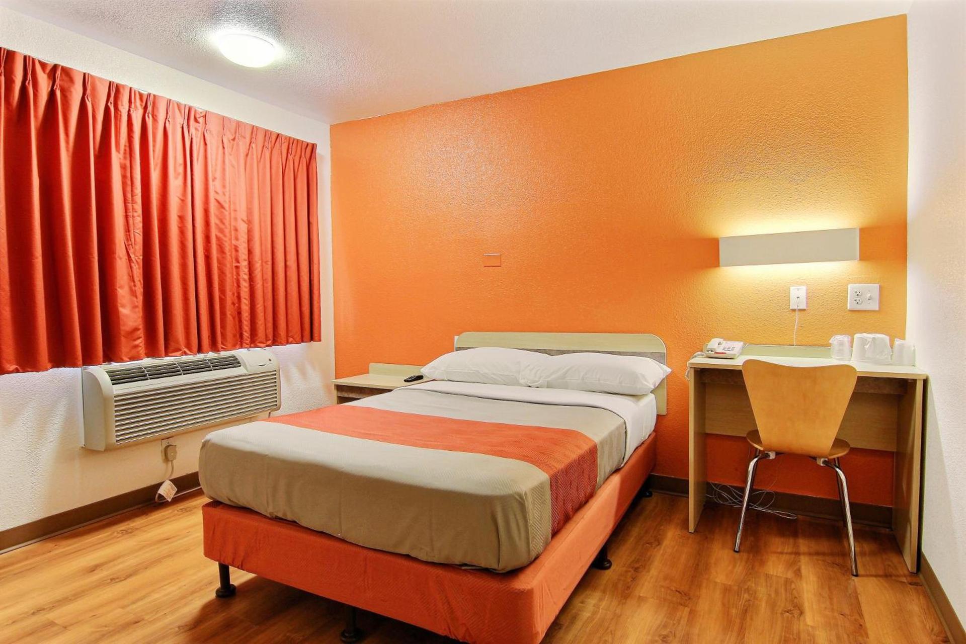 Motel 6-Kingsville, TX photo 18