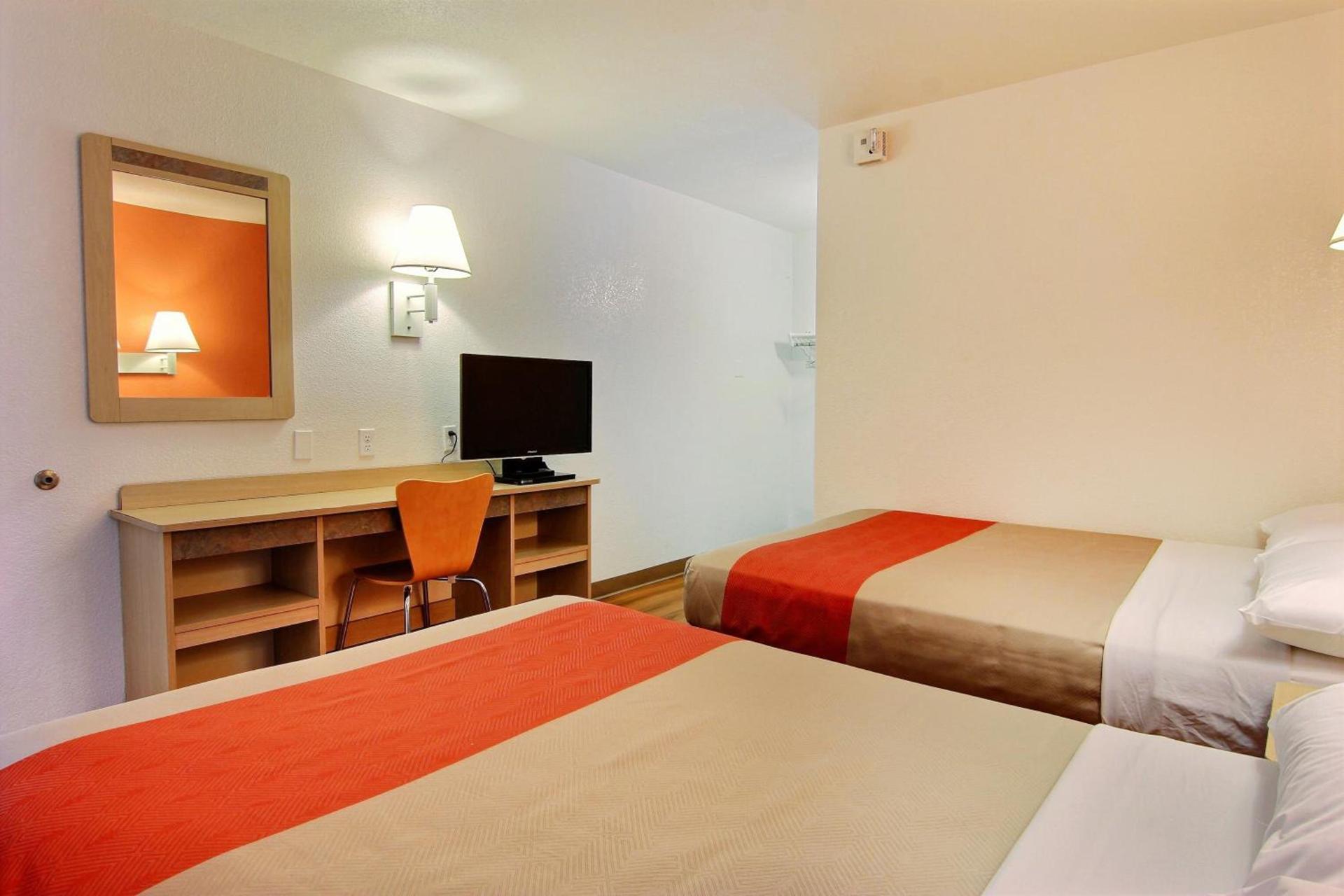 Motel 6-Kingsville, TX photo 35