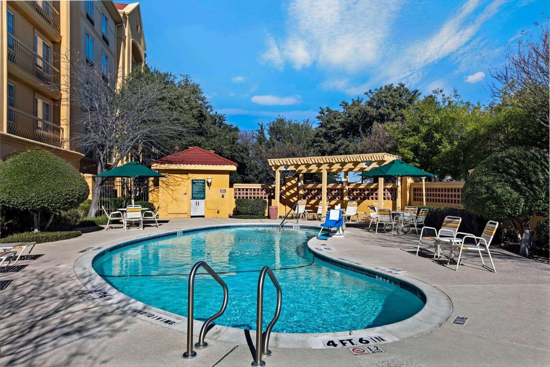 La Quinta by Wyndham Dallas Arlington South photo 10
