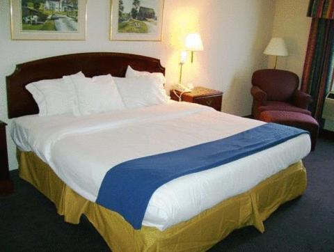 Holiday Inn Express Stephens City by IHG photo 5