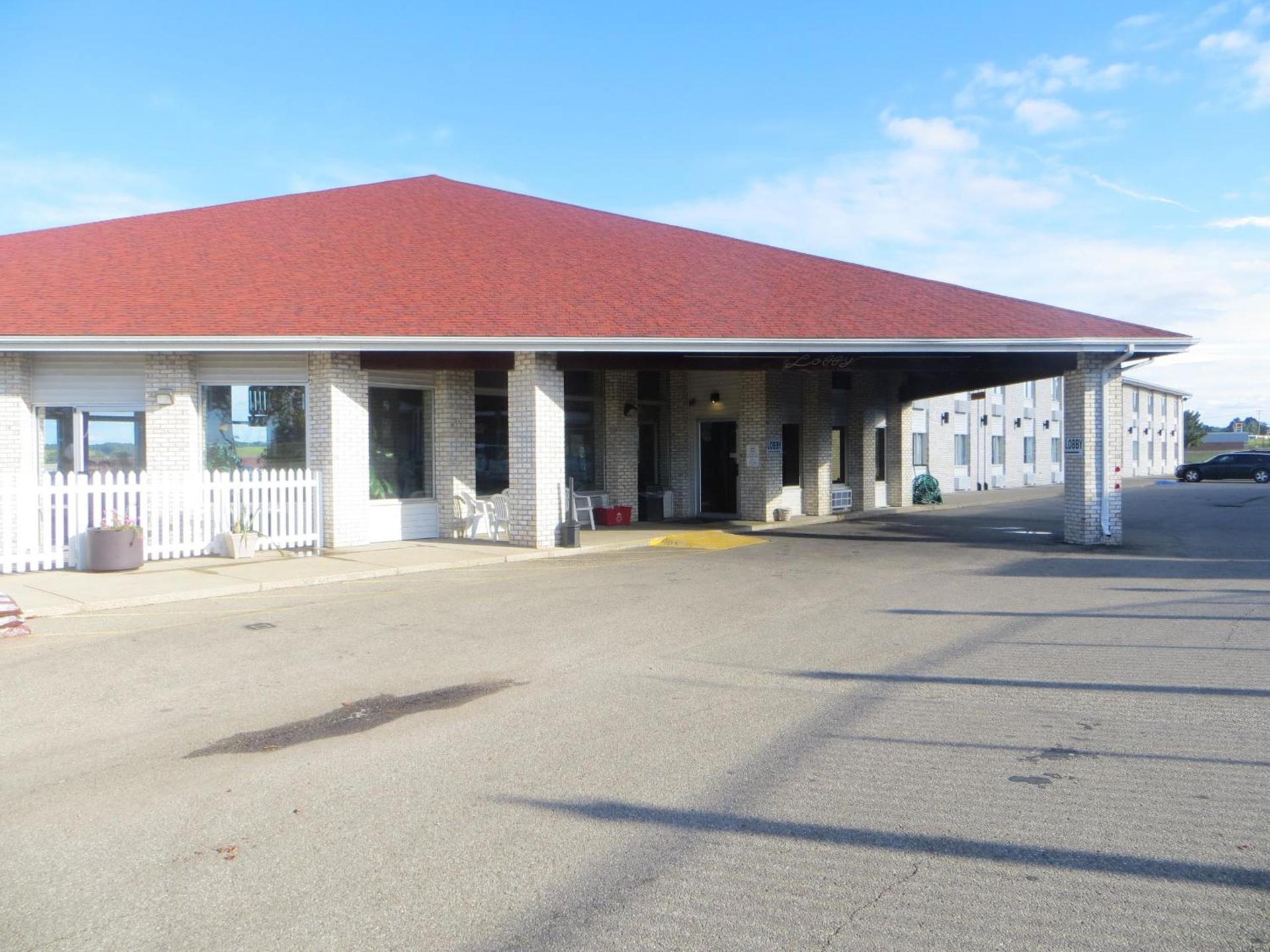 Days Inn by Wyndham Jackson photo 19