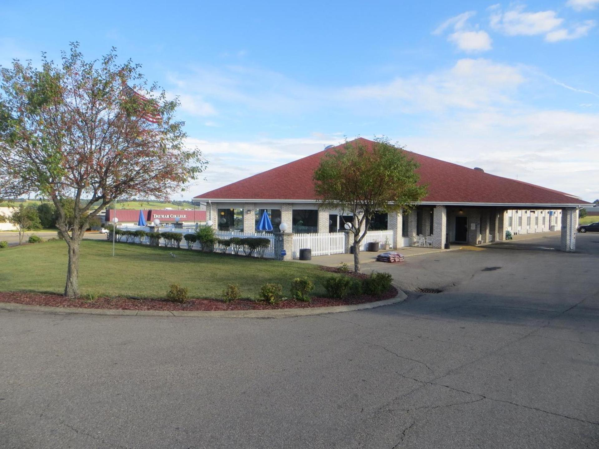 Days Inn by Wyndham Jackson photo 16