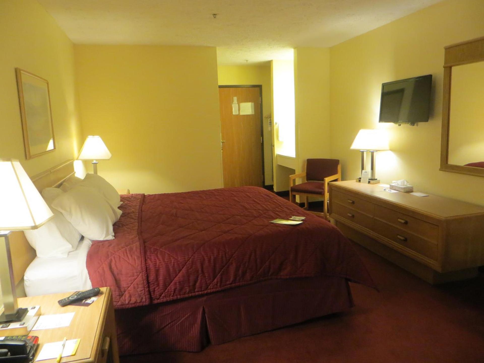 Days Inn by Wyndham Jackson photo 25