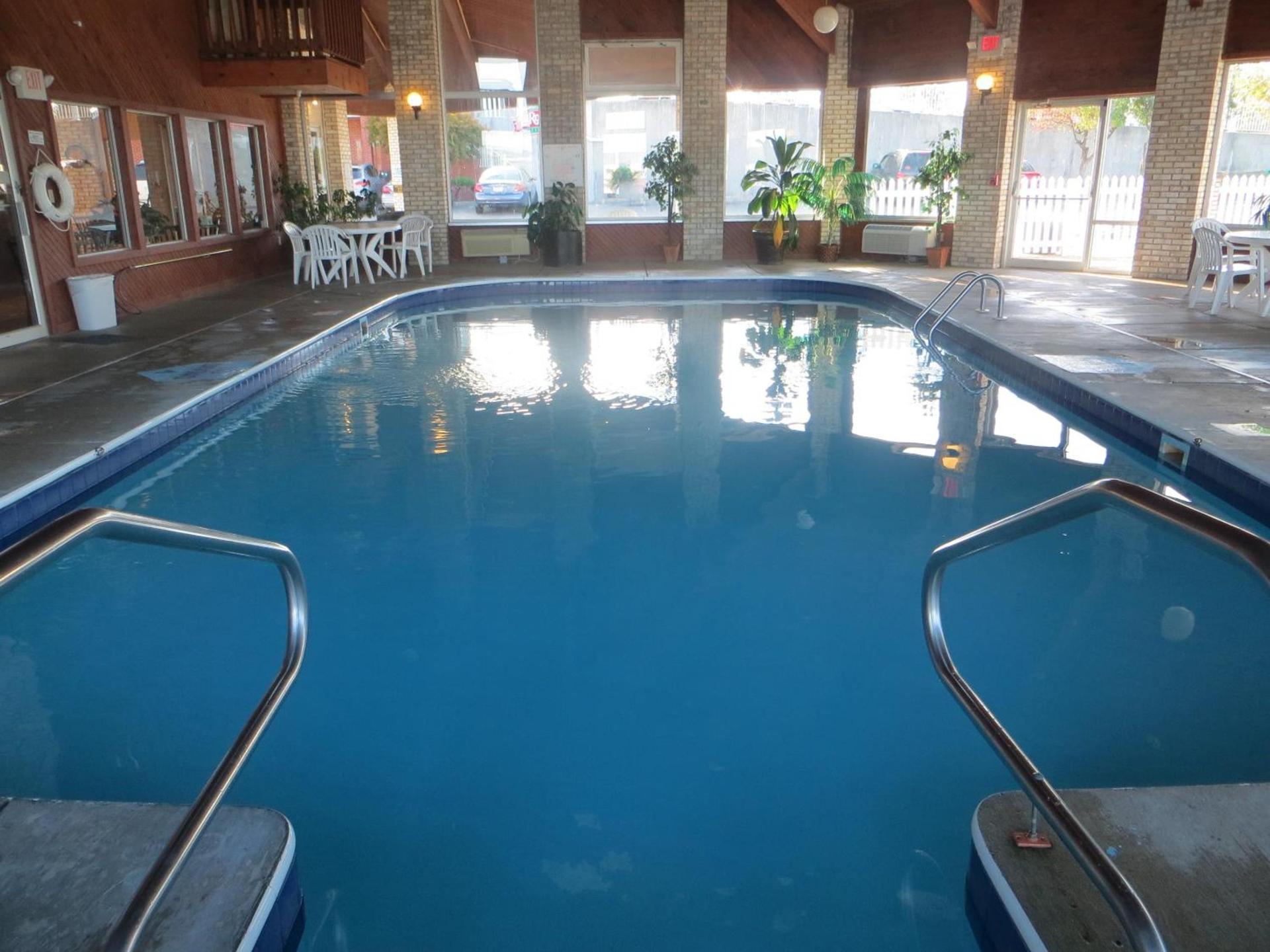 Days Inn by Wyndham Jackson photo 55