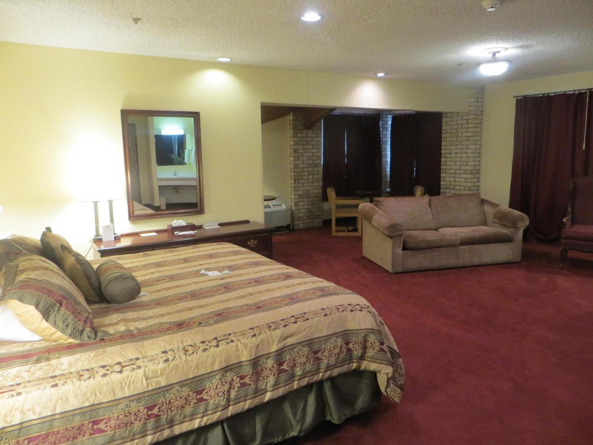 Days Inn by Wyndham Jackson photo 45