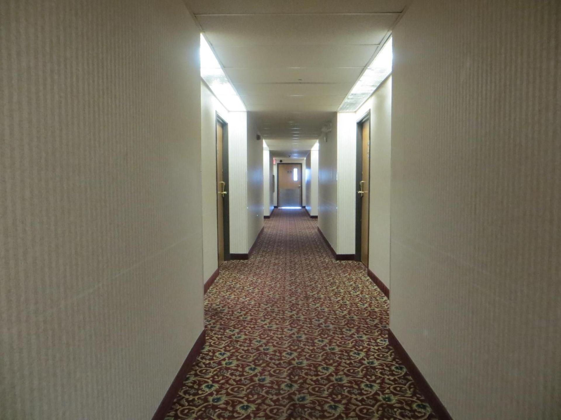 Days Inn by Wyndham Jackson photo 58