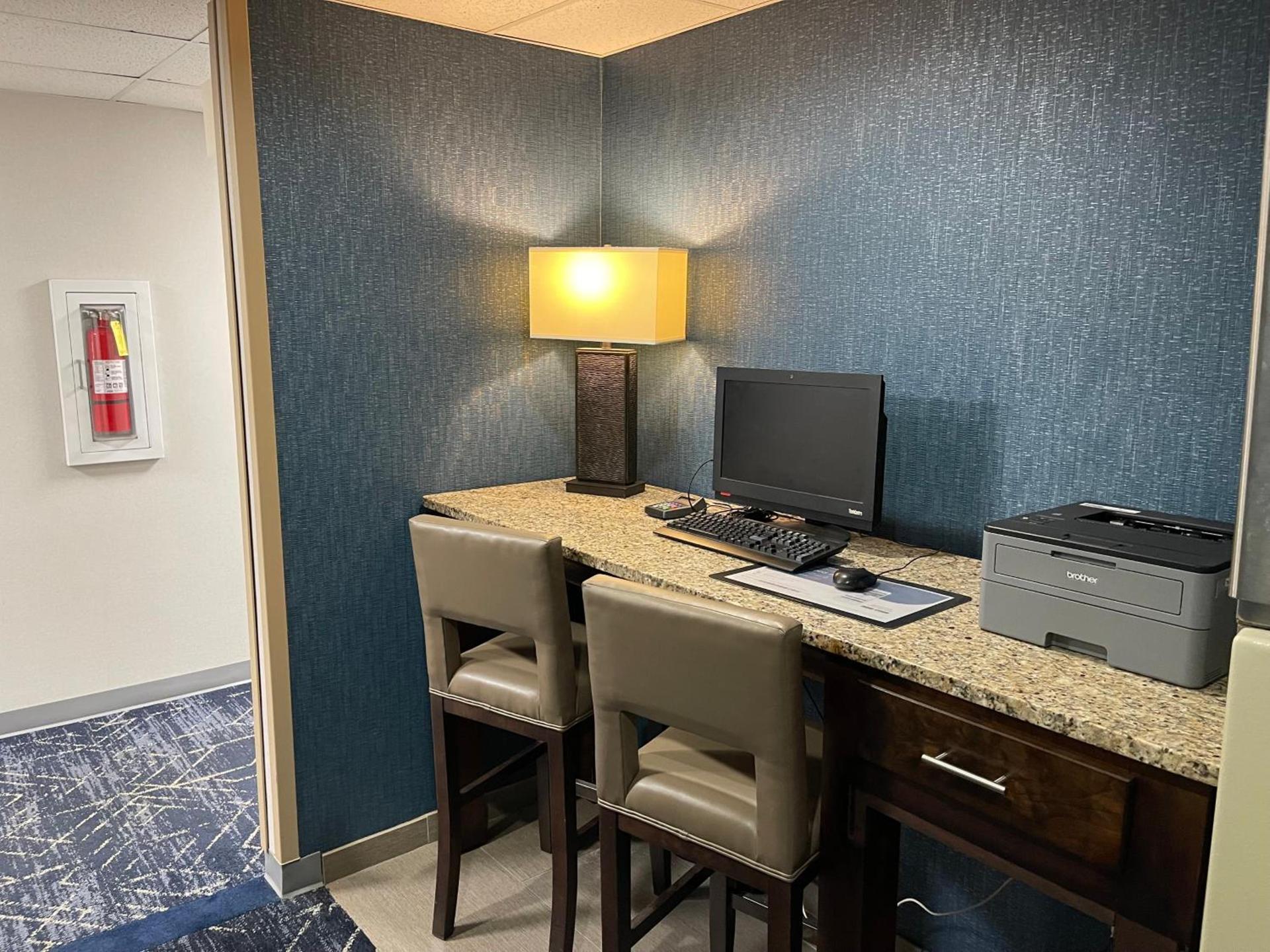 Comfort Suites Salisbury I-85 photo 47